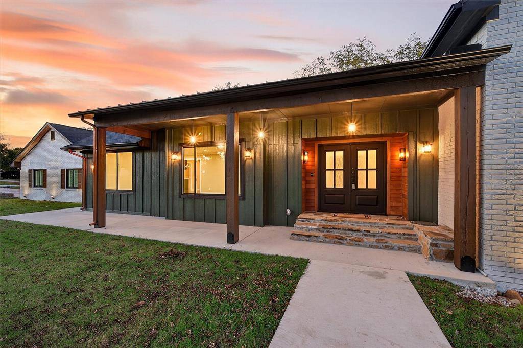 Denison, TX 75020,1 River Hills Drive