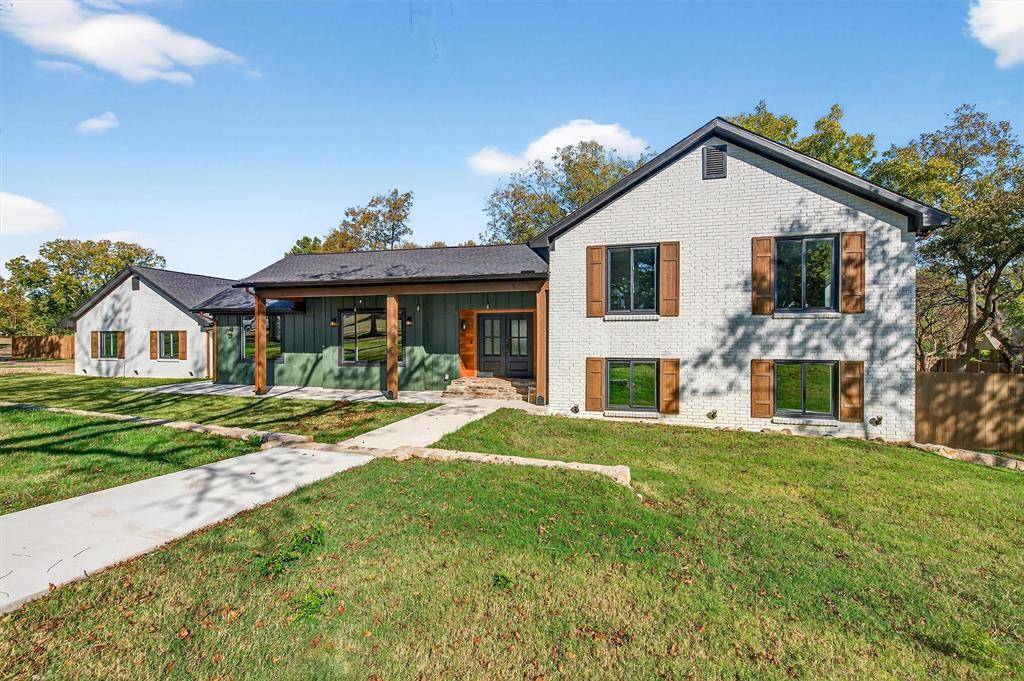 Denison, TX 75020,1 River Hills Drive