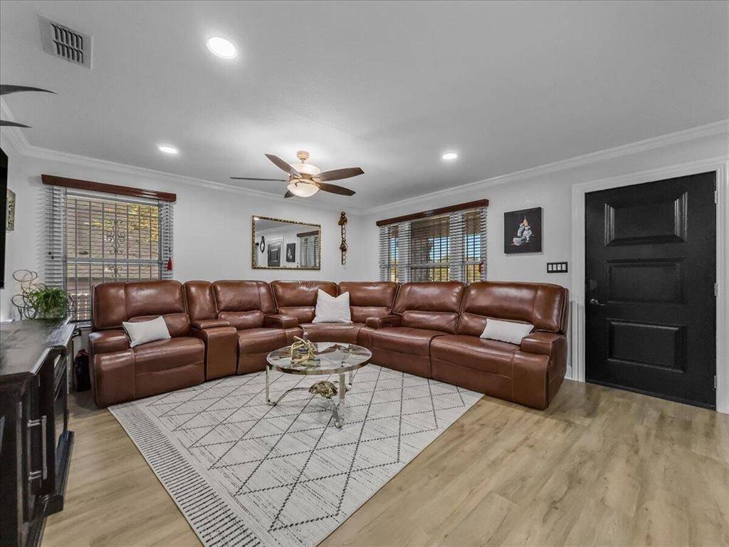 Fort Worth, TX 76116,8033 Tanner Avenue