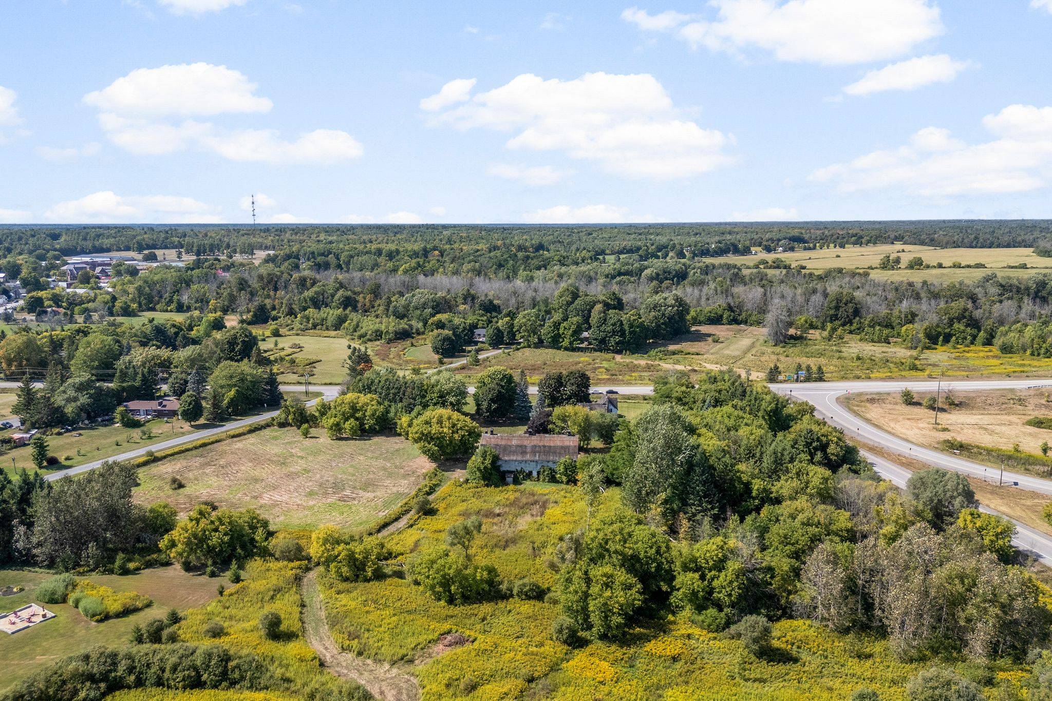 Edwardsburgh/cardinal, ON K0E 1X0,2415 County 21 RD