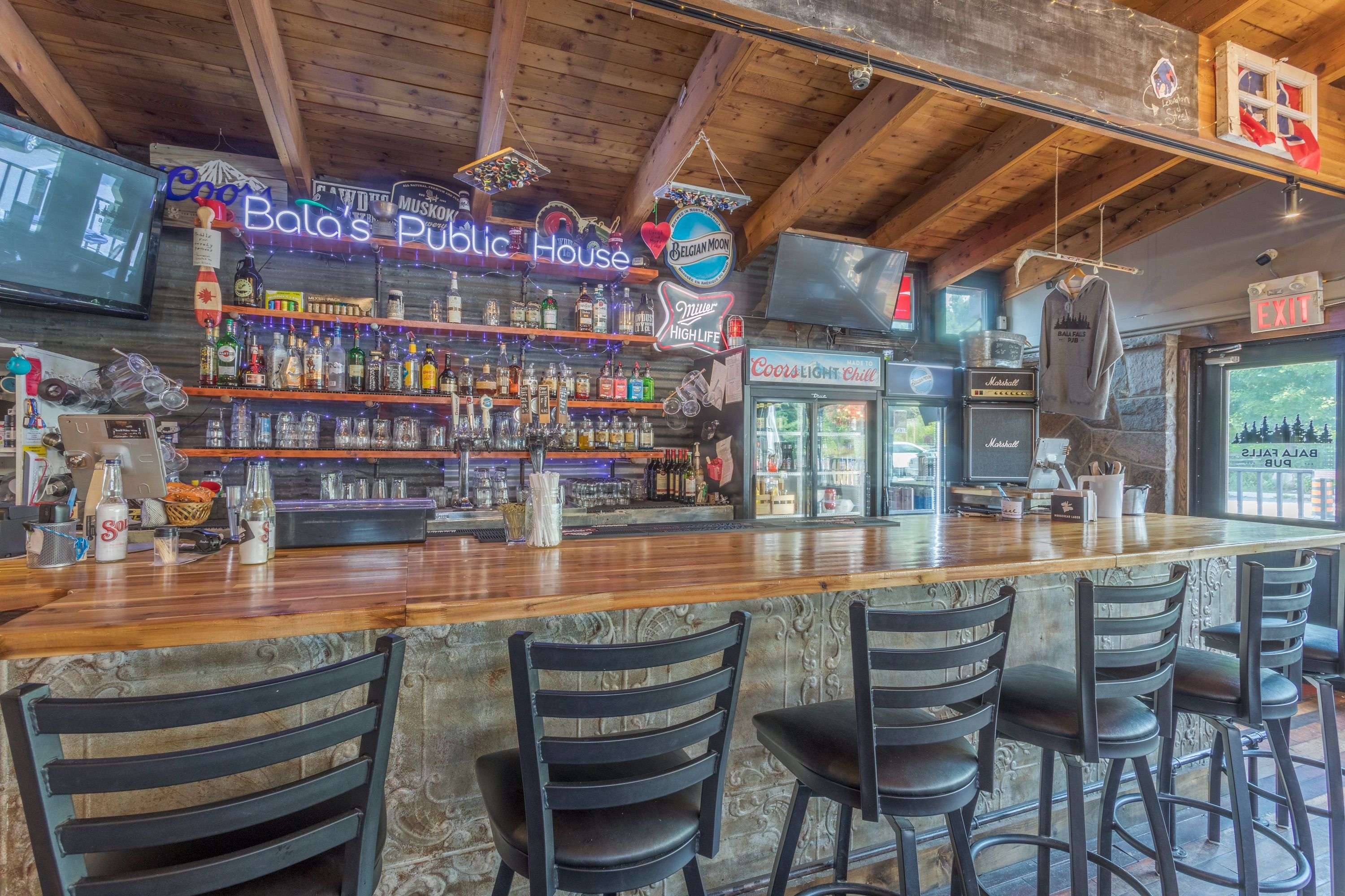 Muskoka Lakes, ON L0C 1A0,1010 Bala Falls RD