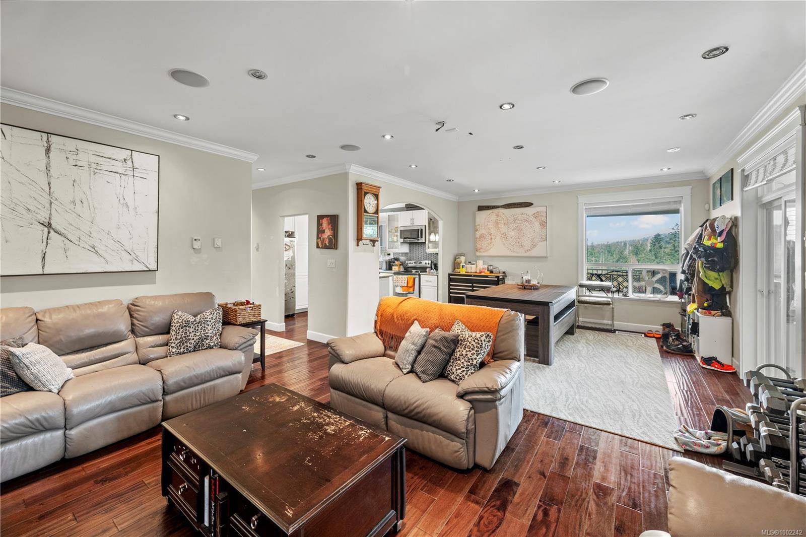 Langford, BC V9C 4M8,3747 Ridge Pond Dr