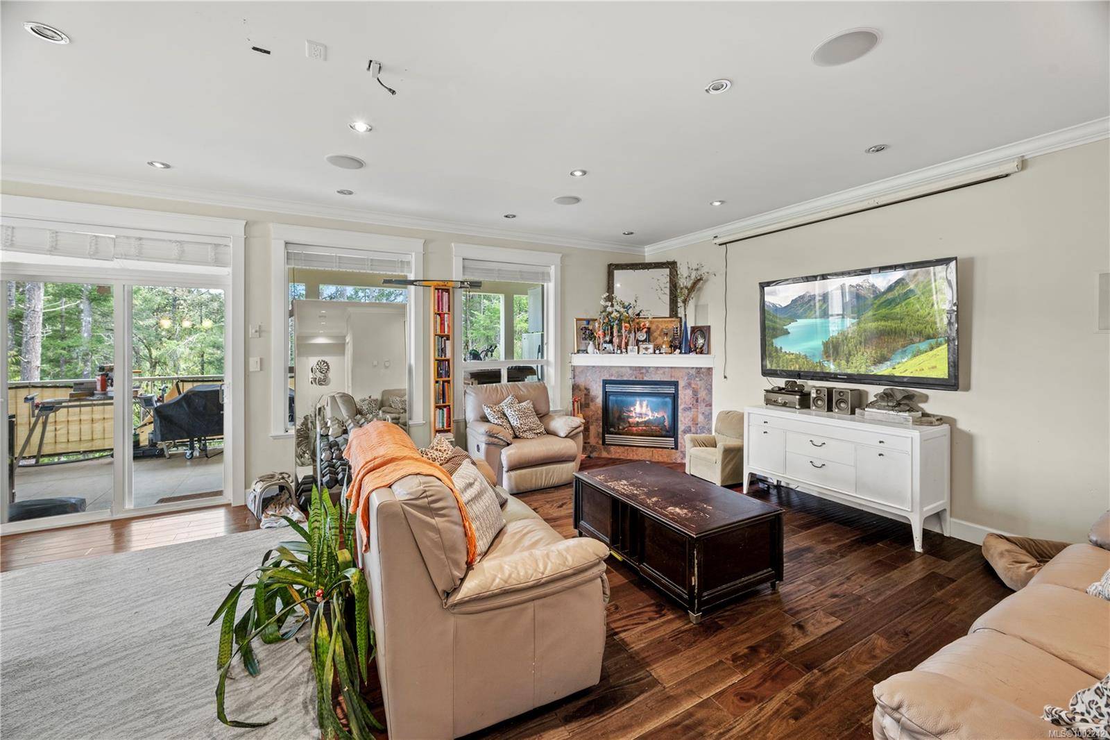 Langford, BC V9C 4M8,3747 Ridge Pond Dr