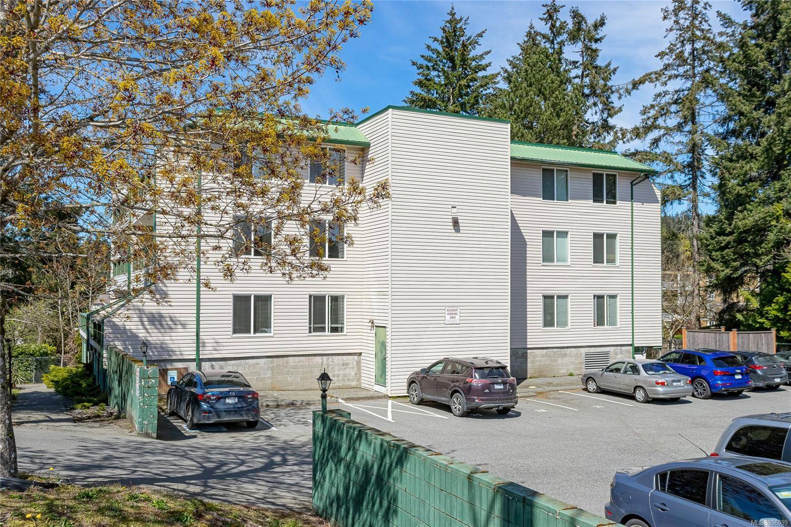 Nanaimo, BC V9T 4B5,3108 Barons Rd #510