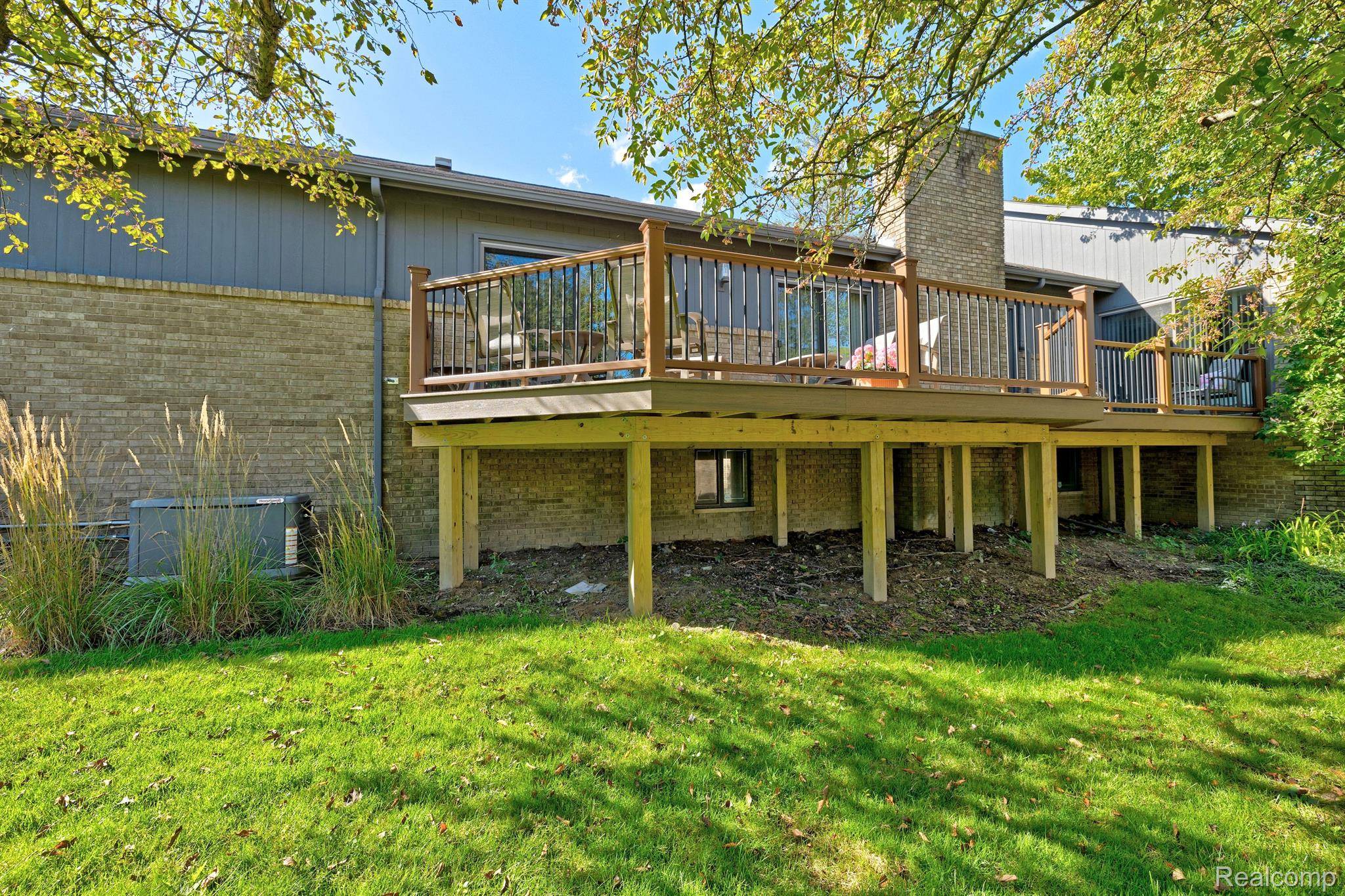 West Bloomfield, MI 48322,5570 RIDGEWOOD