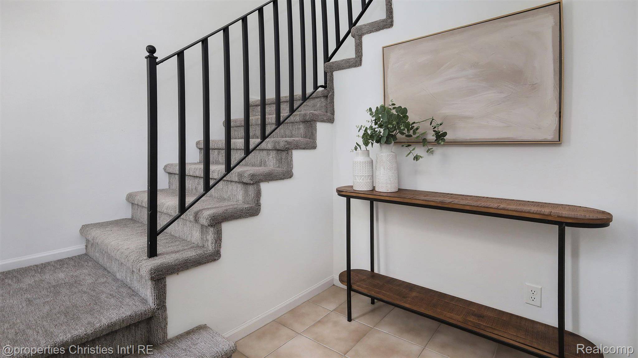 Rochester, MI 48307,1772 FLAGSTONE CIR