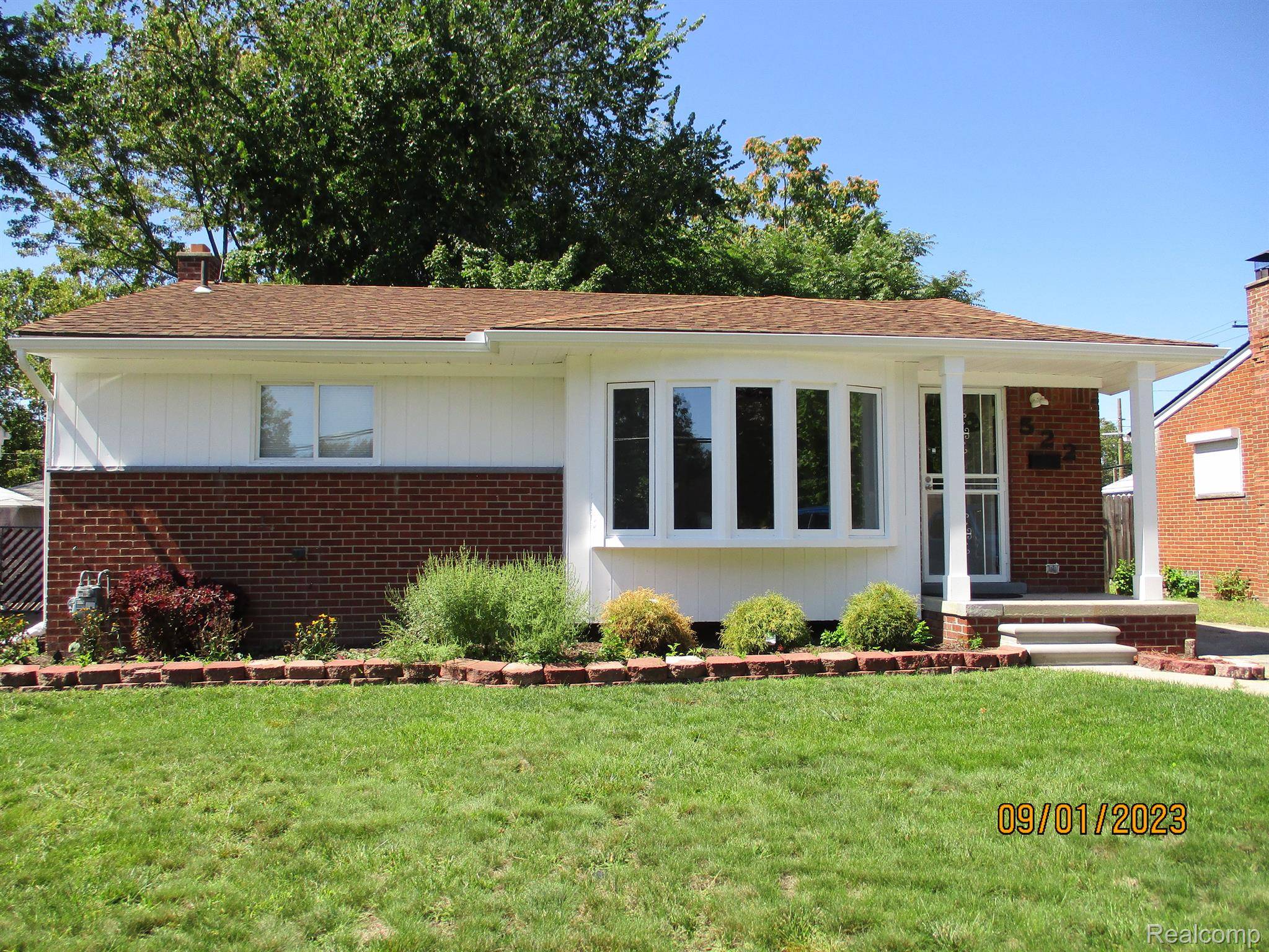 Inkster, MI 48141,522 WESTERN ST