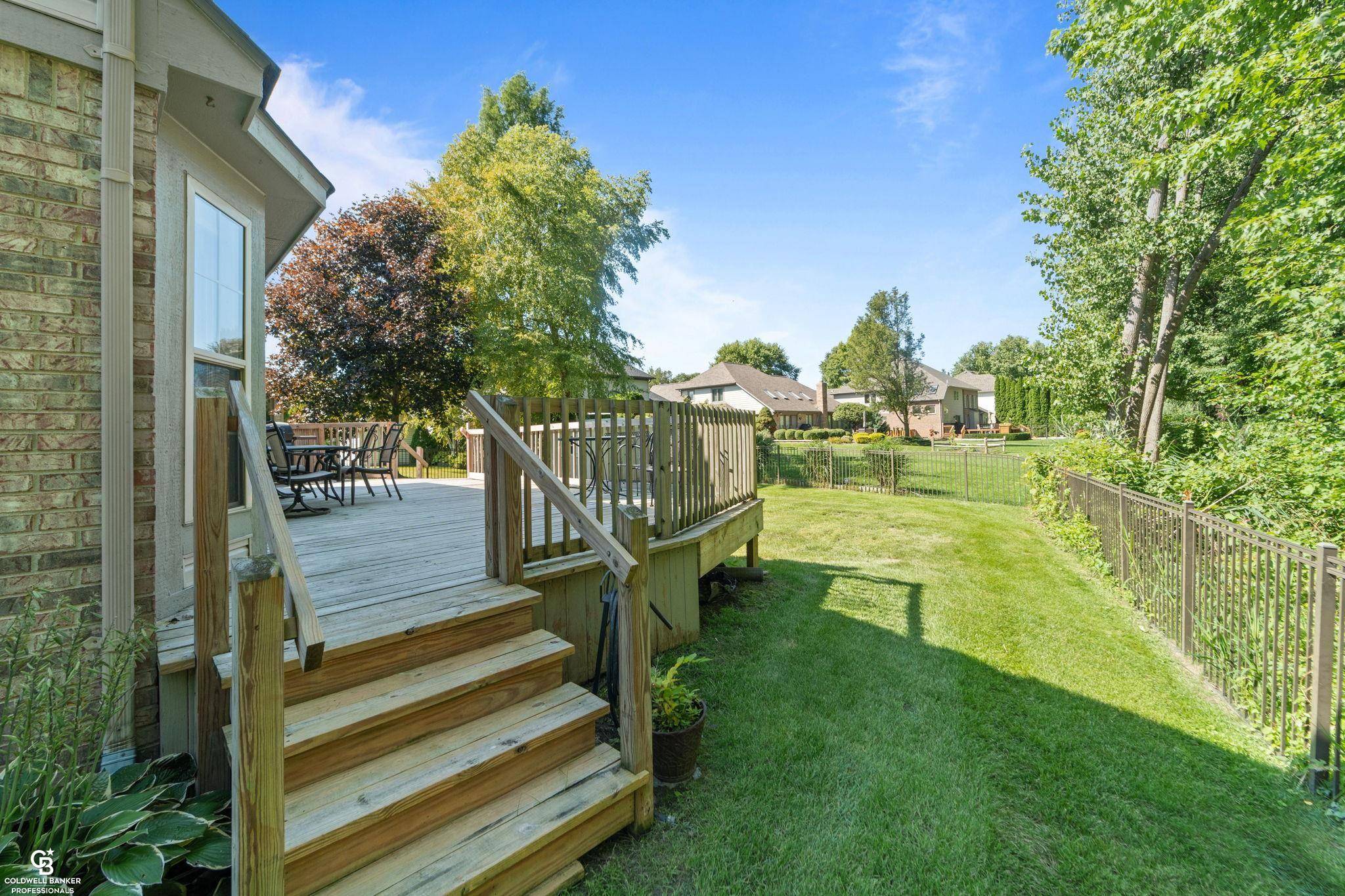 Harrison Twp, MI 48045,27842 Ashland