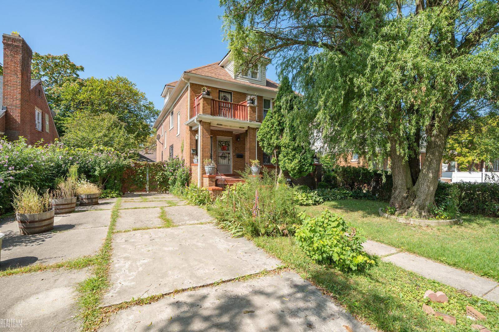 Detroit, MI 48215,4657 Lakewood ST