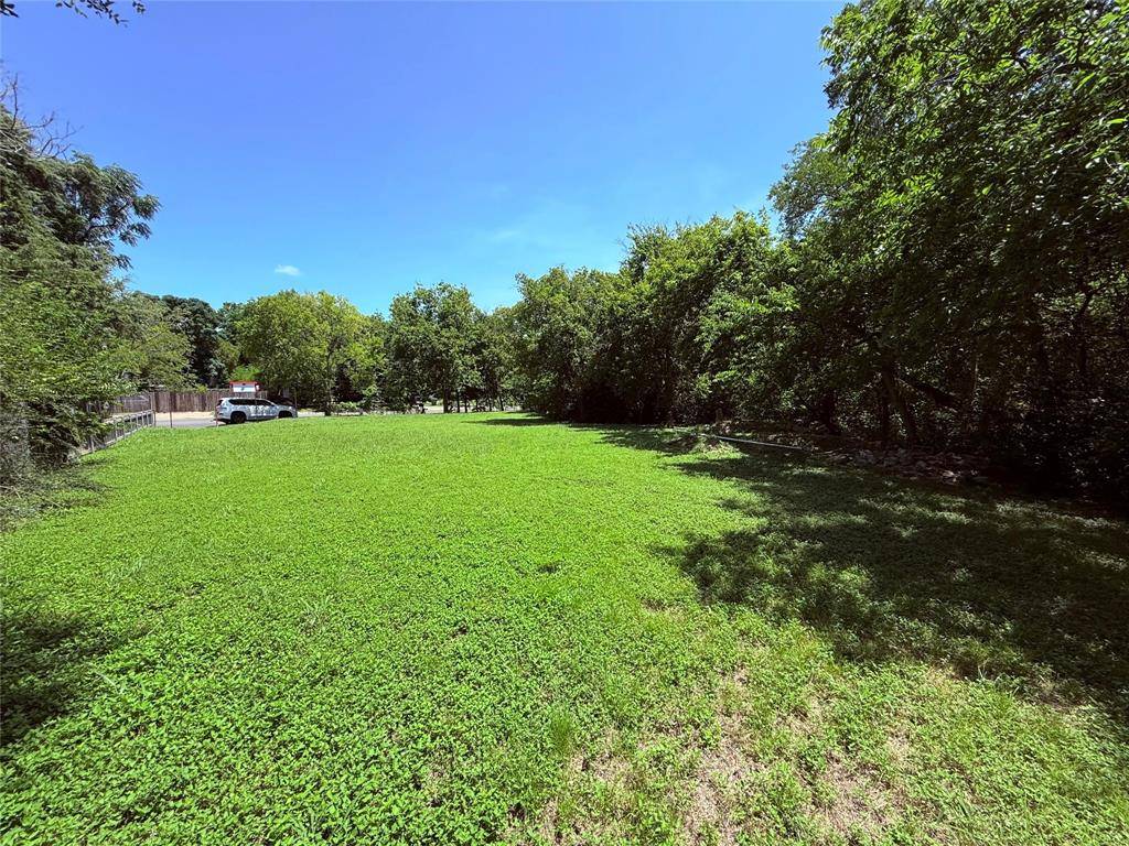 Dallas, TX 75208,1216 W Clarendon Drive