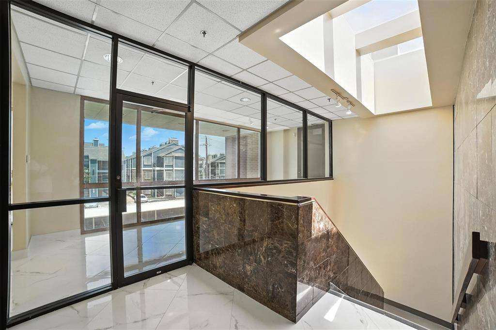 Dallas, TX 75238,10864 Audelia Road #100