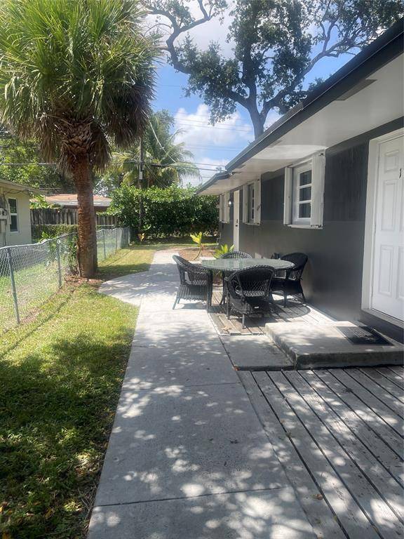 Fort Lauderdale, FL 33315,827 SW 29th St