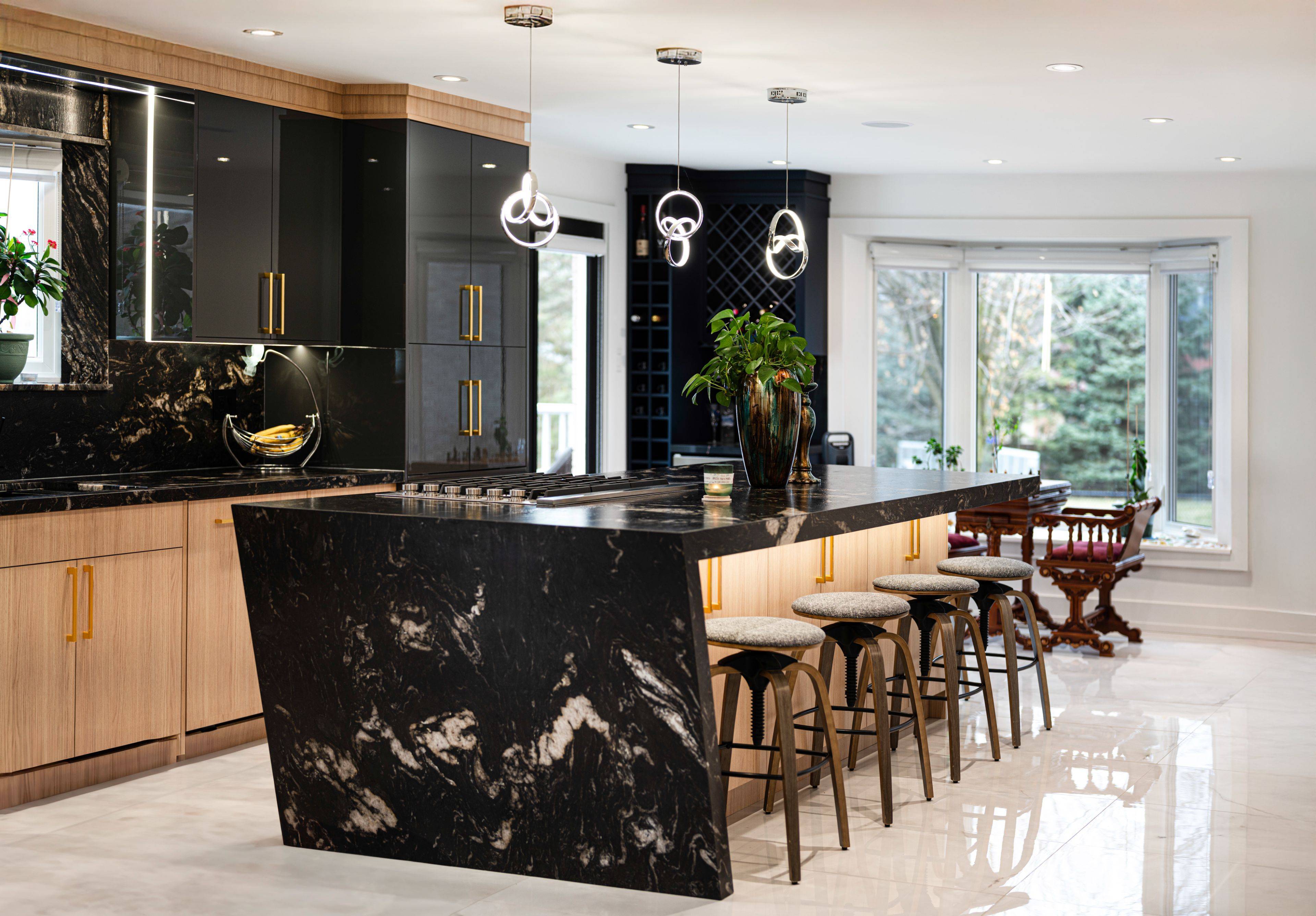 East Gwillimbury, ON L0G 1V0,60 Maple WAY