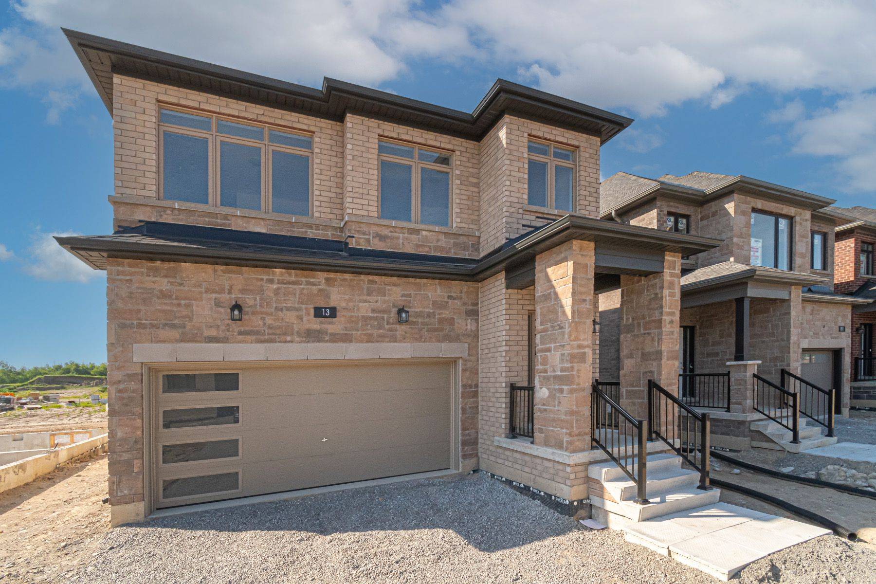 Barrie, ON L9J 0Y3,13 Ranch TER