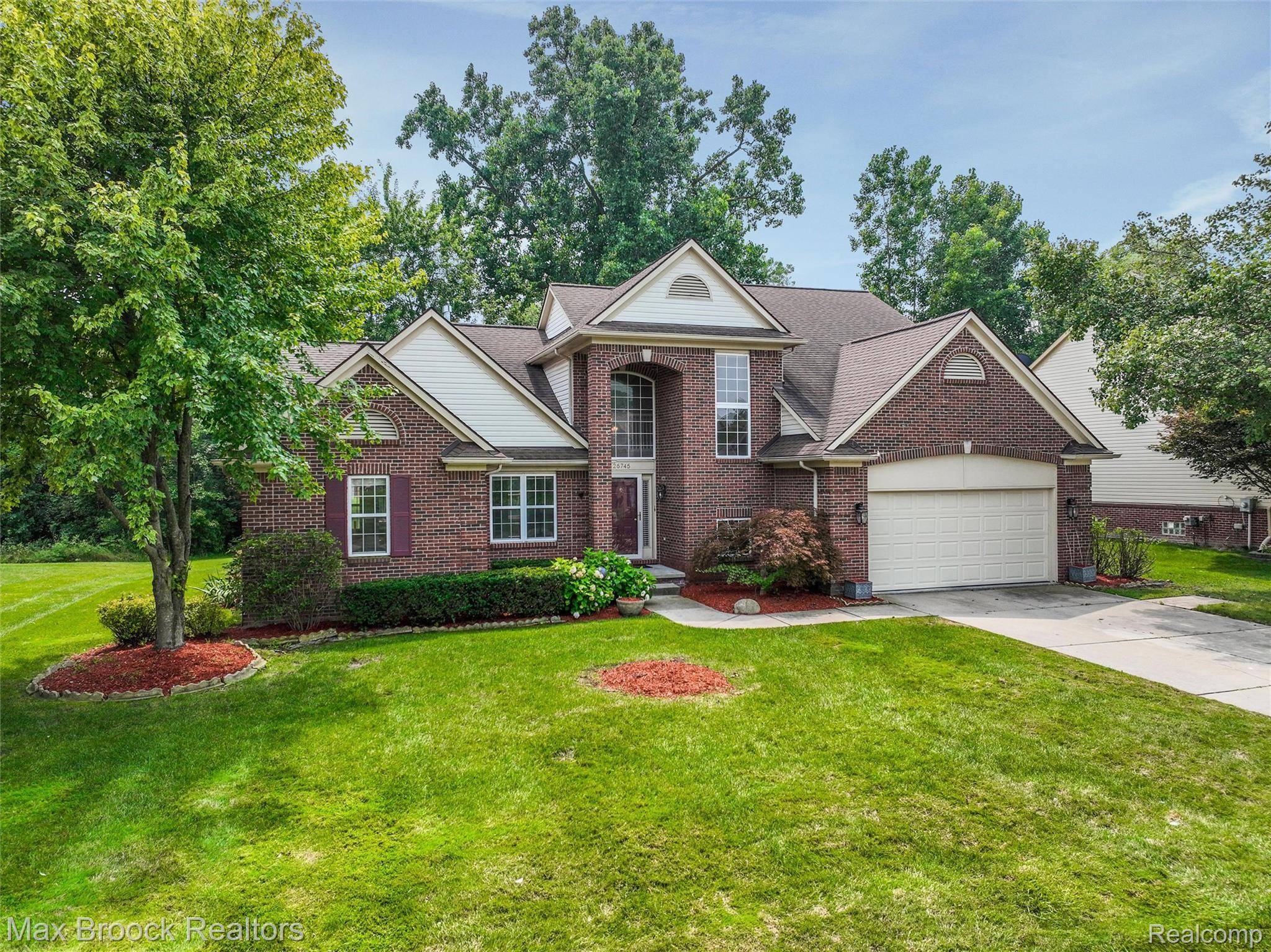 Southfield, MI 48034,26745 Senator BLVD