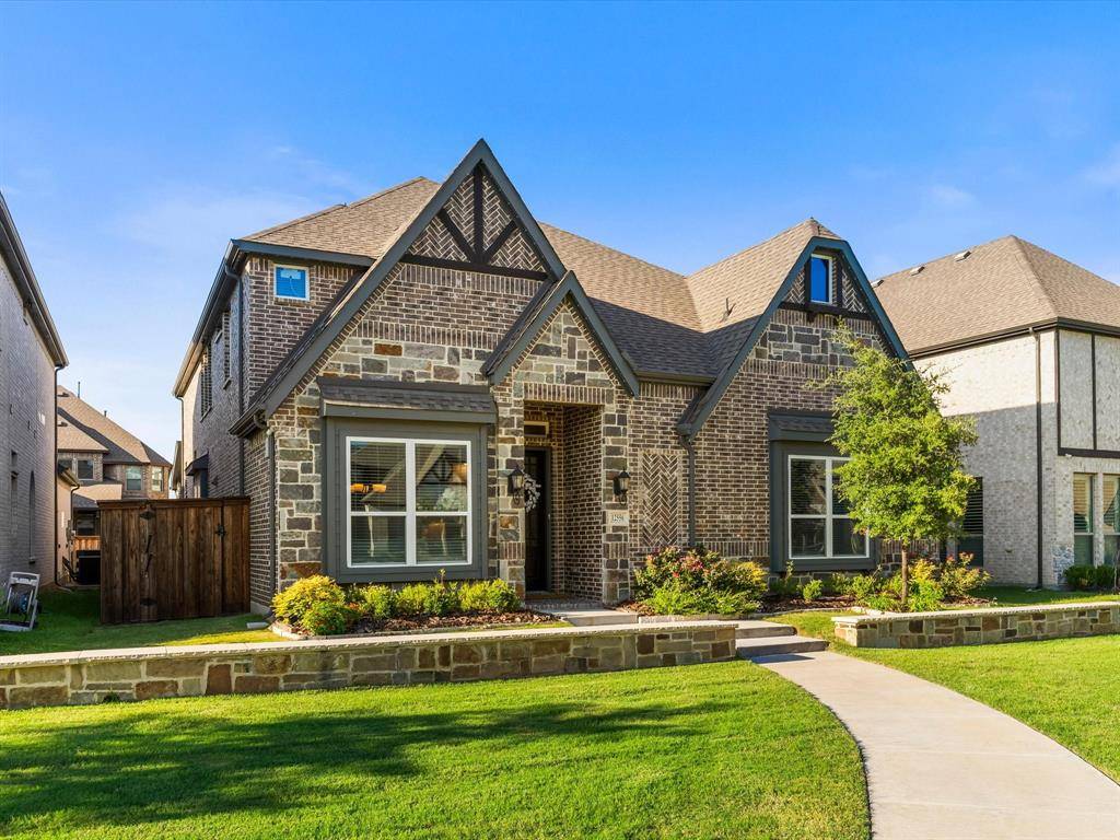 Farmers Branch, TX 75234,12556 Royal Oaks Lane