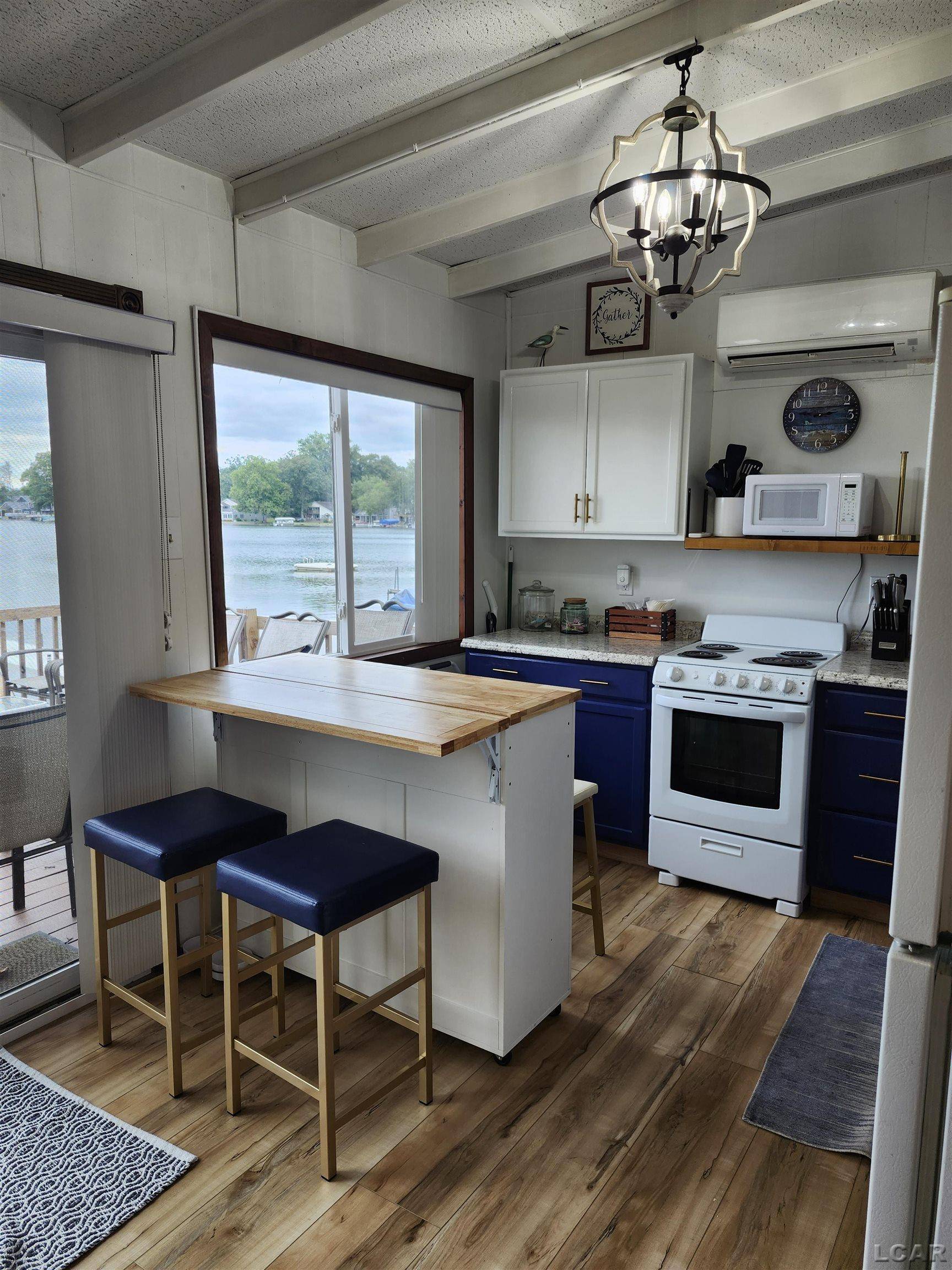 Coldwater, MI 49036,271 E Rose Lake RD