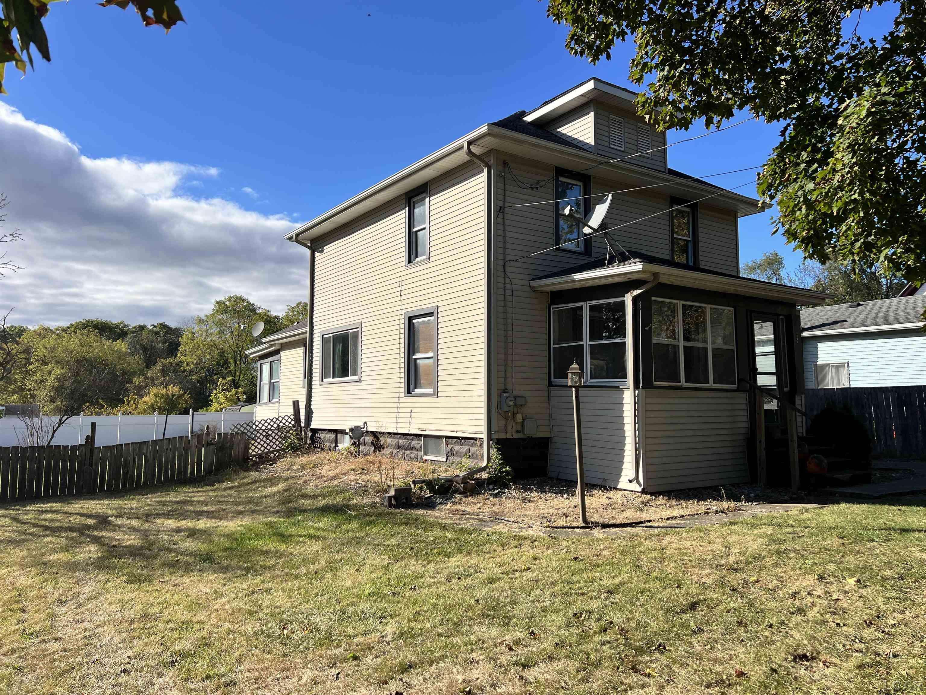 Jackson, MI 49202,1104 N Waterloo ST