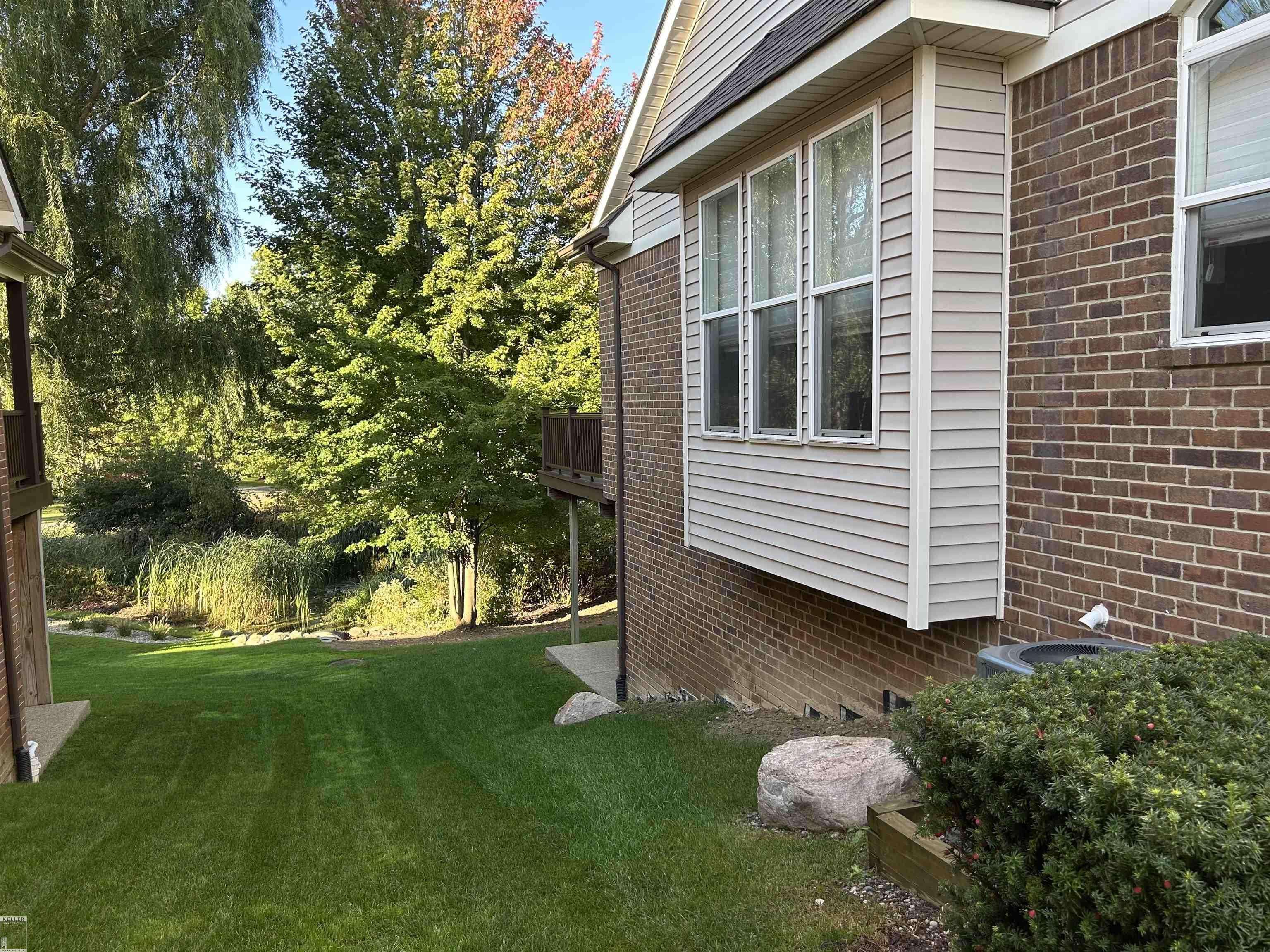 Clinton Township, MI 48036,21182 Lilac LN