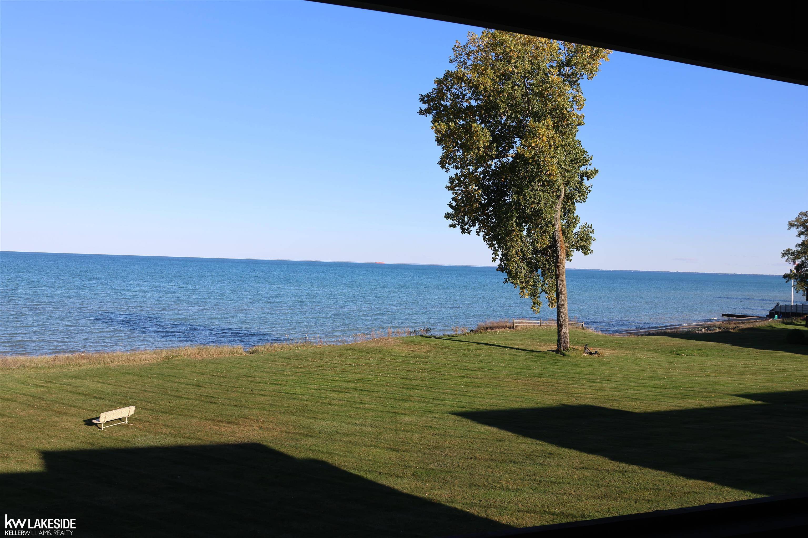 Lakeport, MI 48059,7226 2nd ST