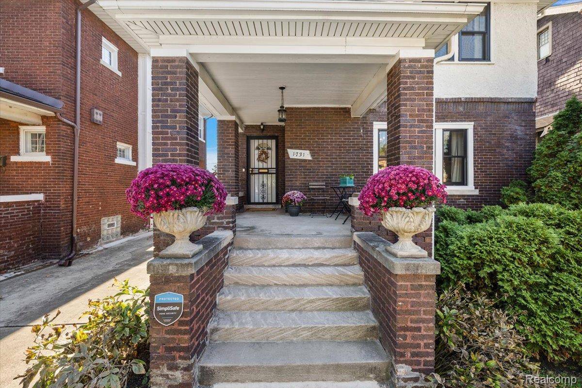 Detroit, MI 48206,1731 Longfellow ST