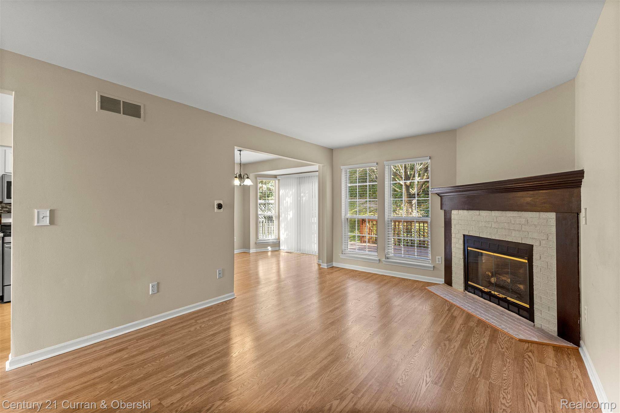 Ann Arbor, MI 48108,3099 Village CIR