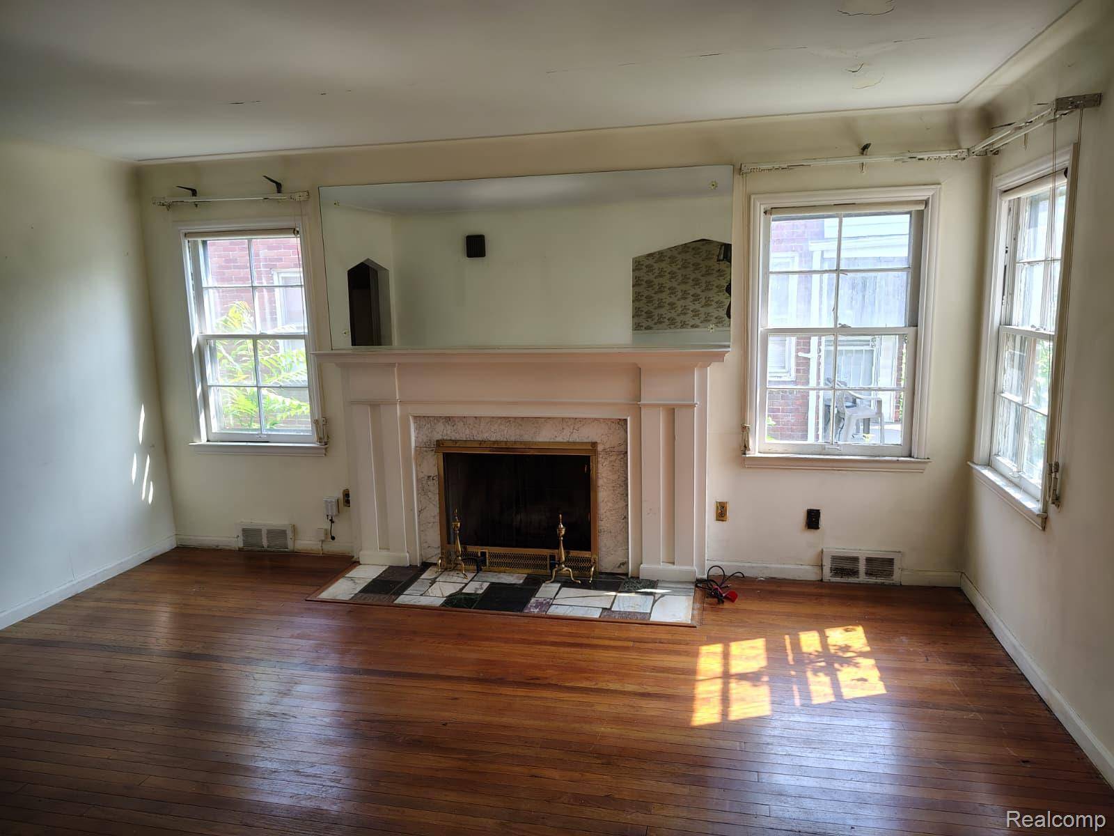 Detroit, MI 48235,19750 Prest ST