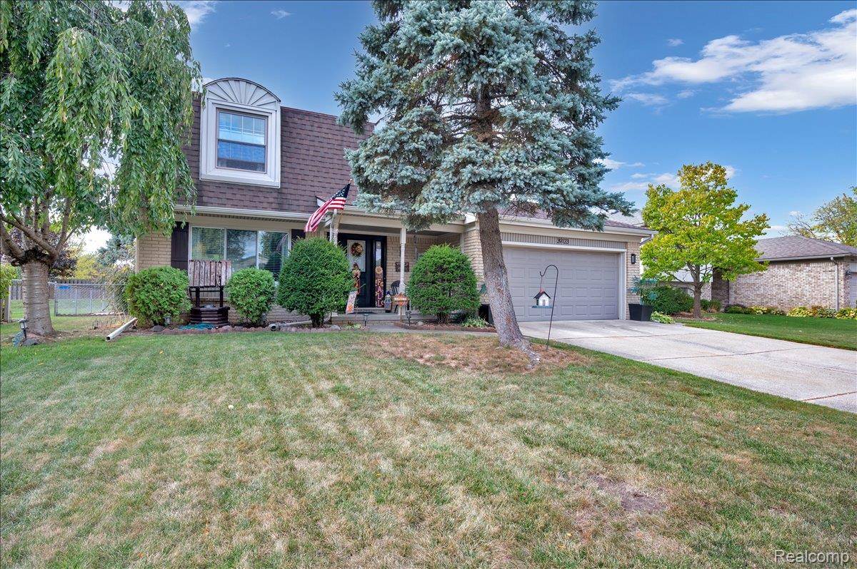 Sterling Heights, MI 48313,39123 Boston DR