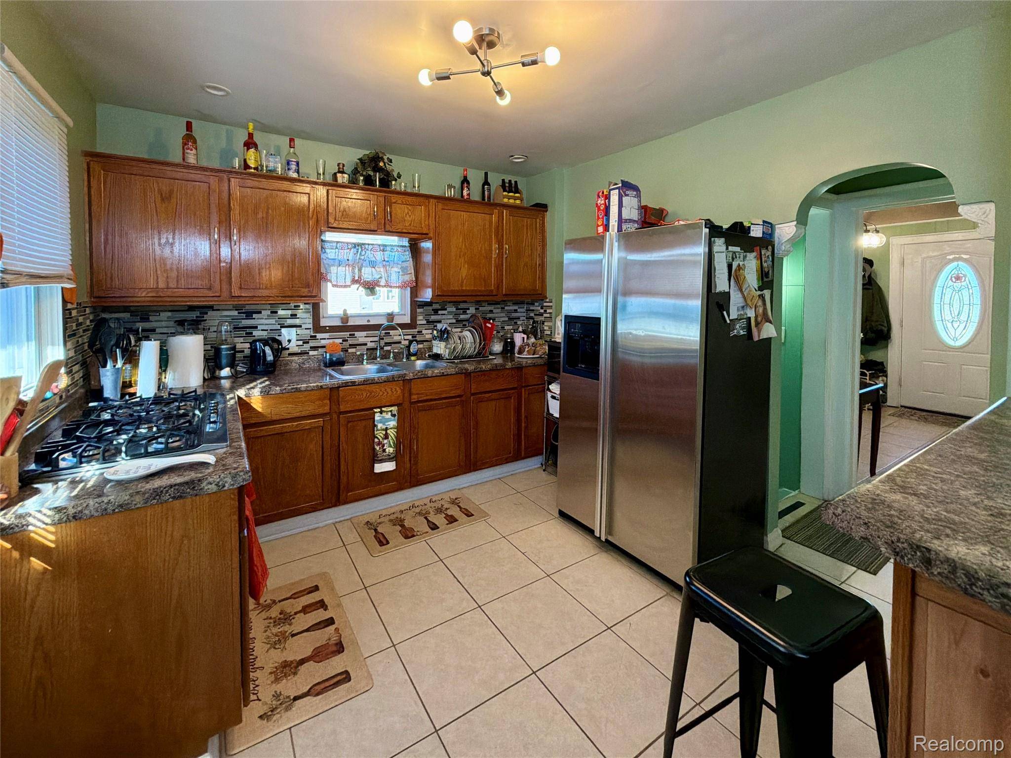 Ecorse, MI 48229,4368 6th ST