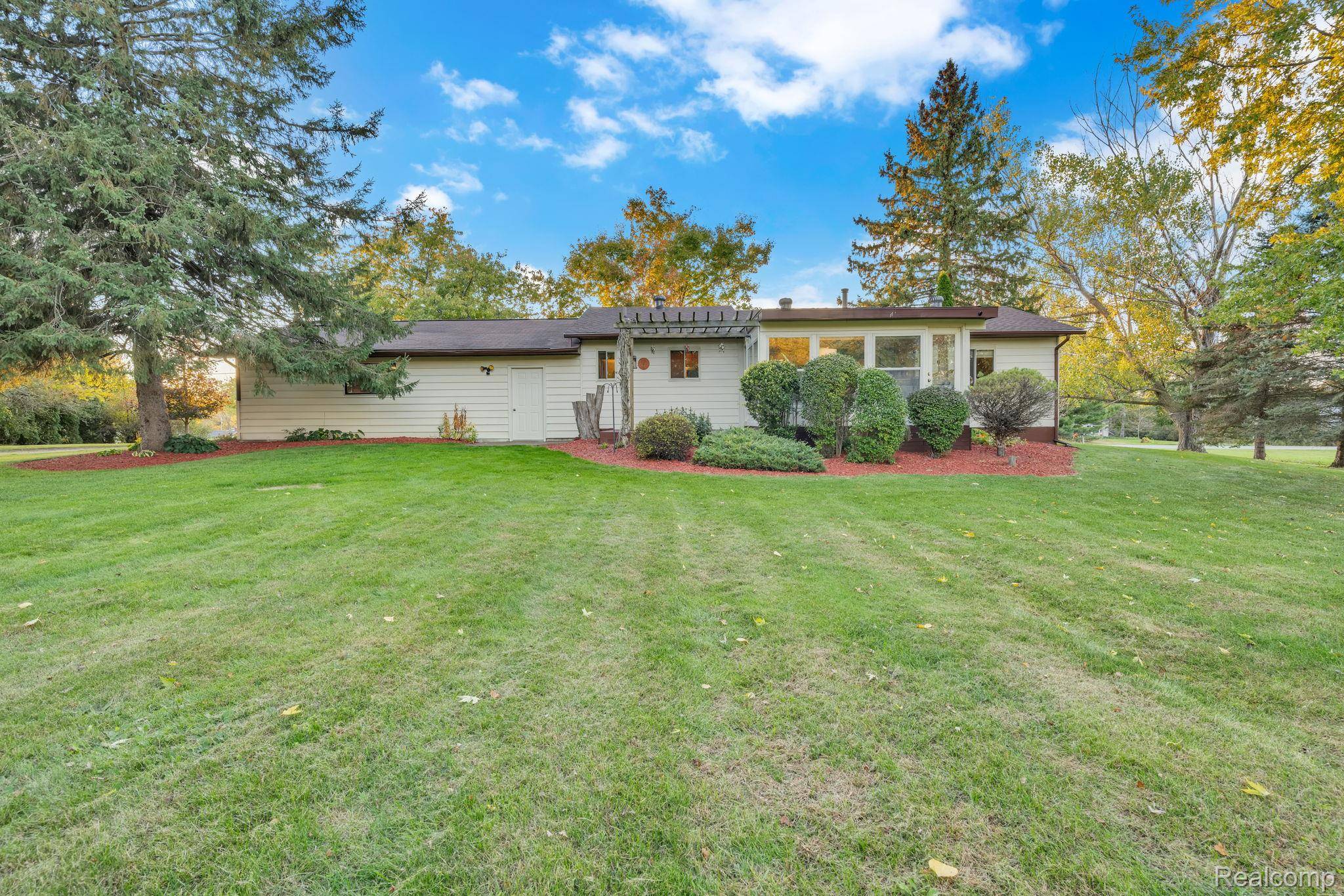 Otisville, MI 48463,11056 N Irish RD