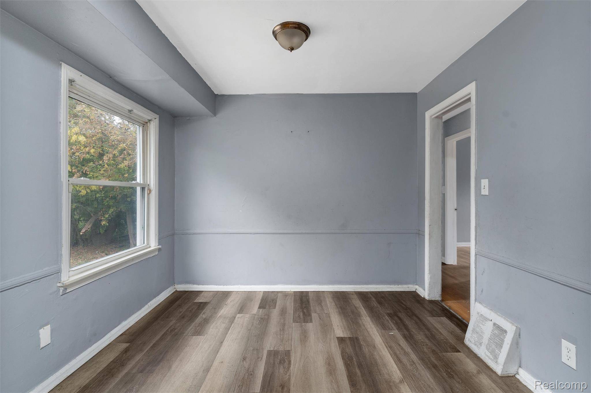 Detroit, MI 48228,9035 Braile