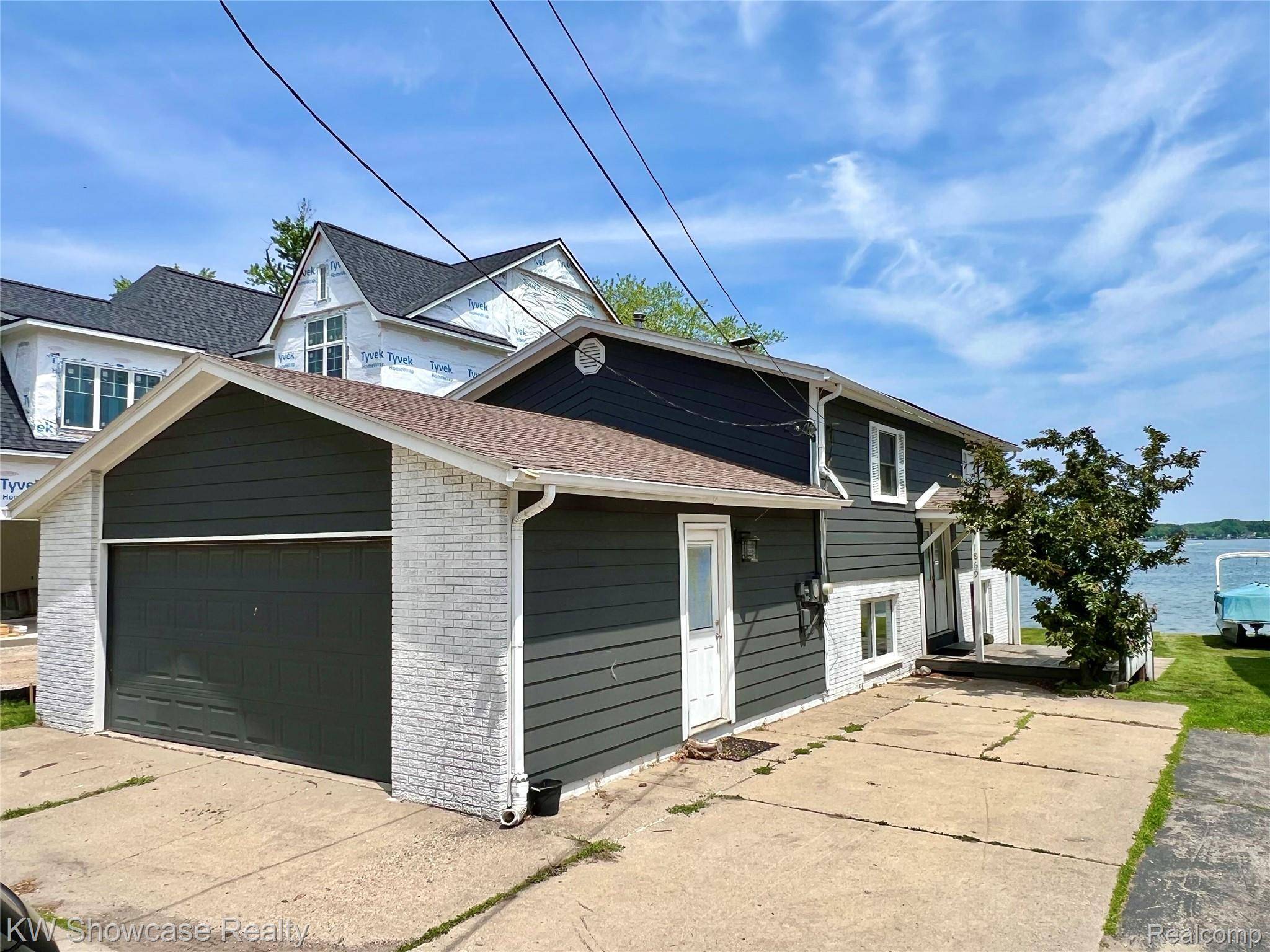 Commerce Twp, MI 48382,1869 Union Lake RD