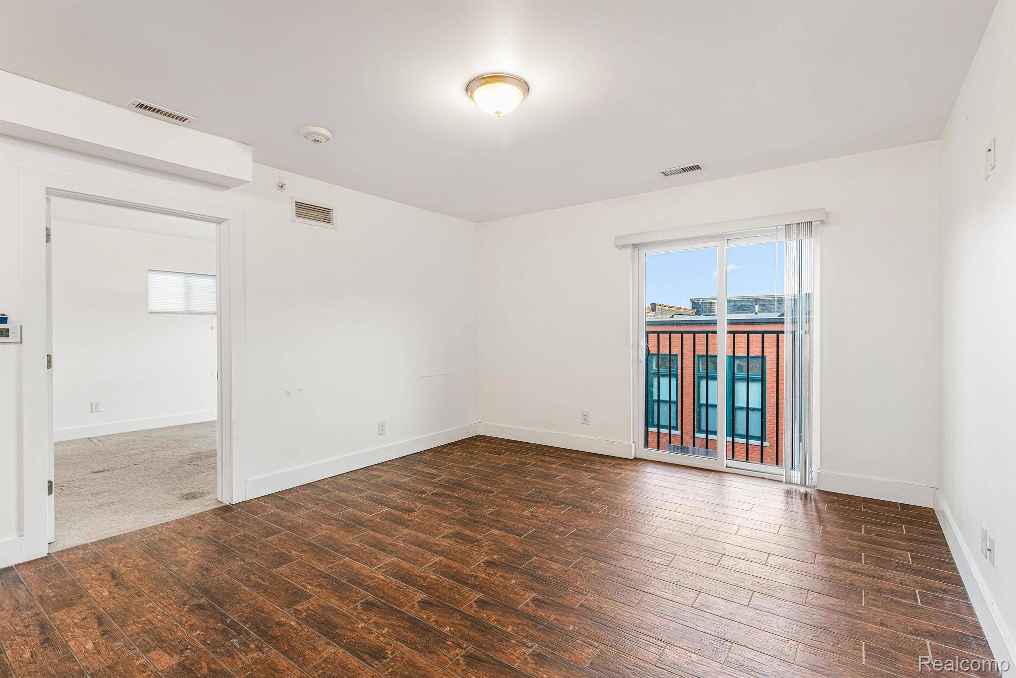 Detroit, MI 48202,609 E Kirby ST #100