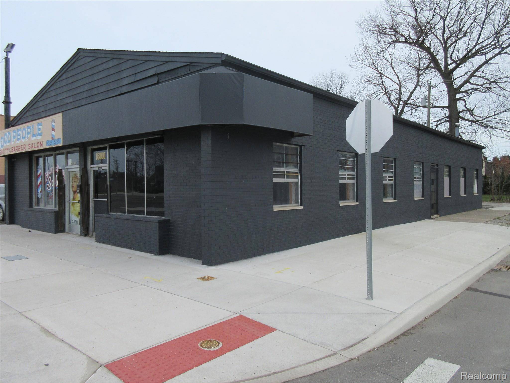 Detroit, MI 48224,16800 E WARREN AVE