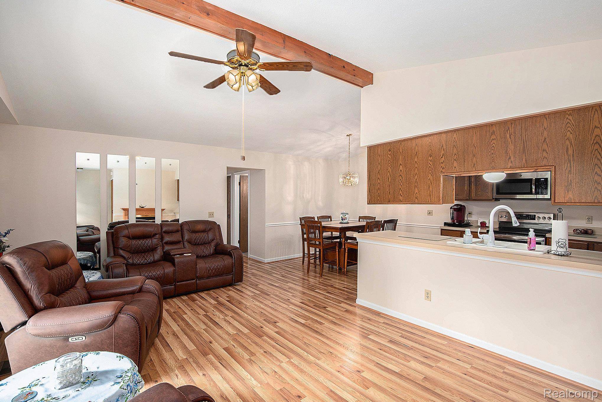 Grand Blanc, MI 48439,5045 Sandalwood DR