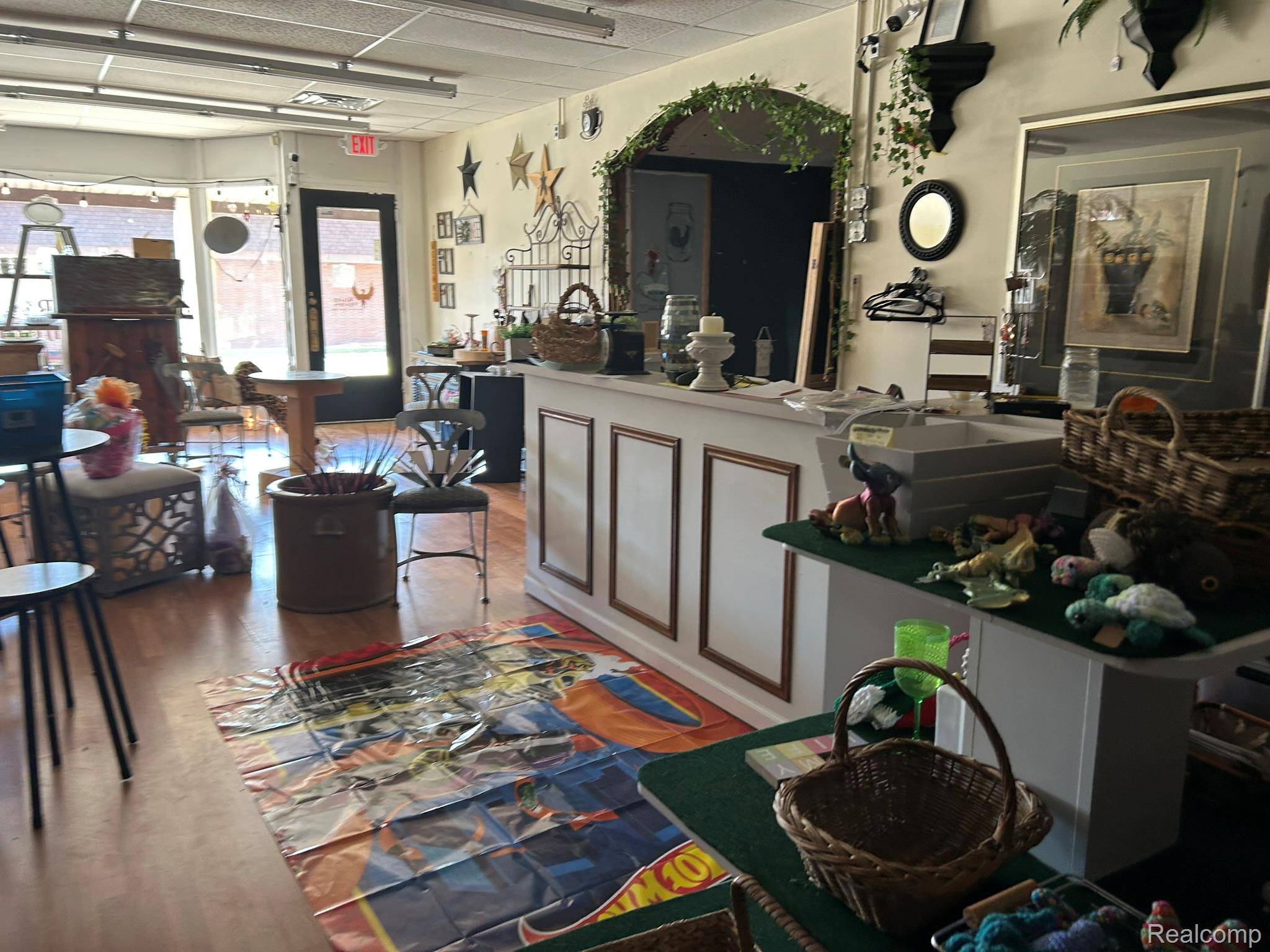 Kent City, MI 49330,7 E Muskegon ST