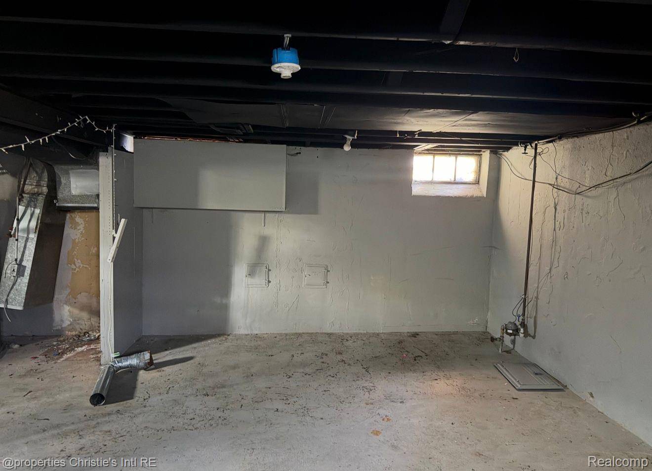 Detroit, MI 48224,9899 Balfour RD