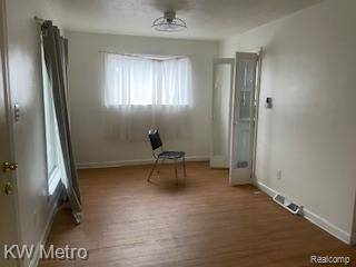 Detroit, MI 48228,9297 Hartwell ST