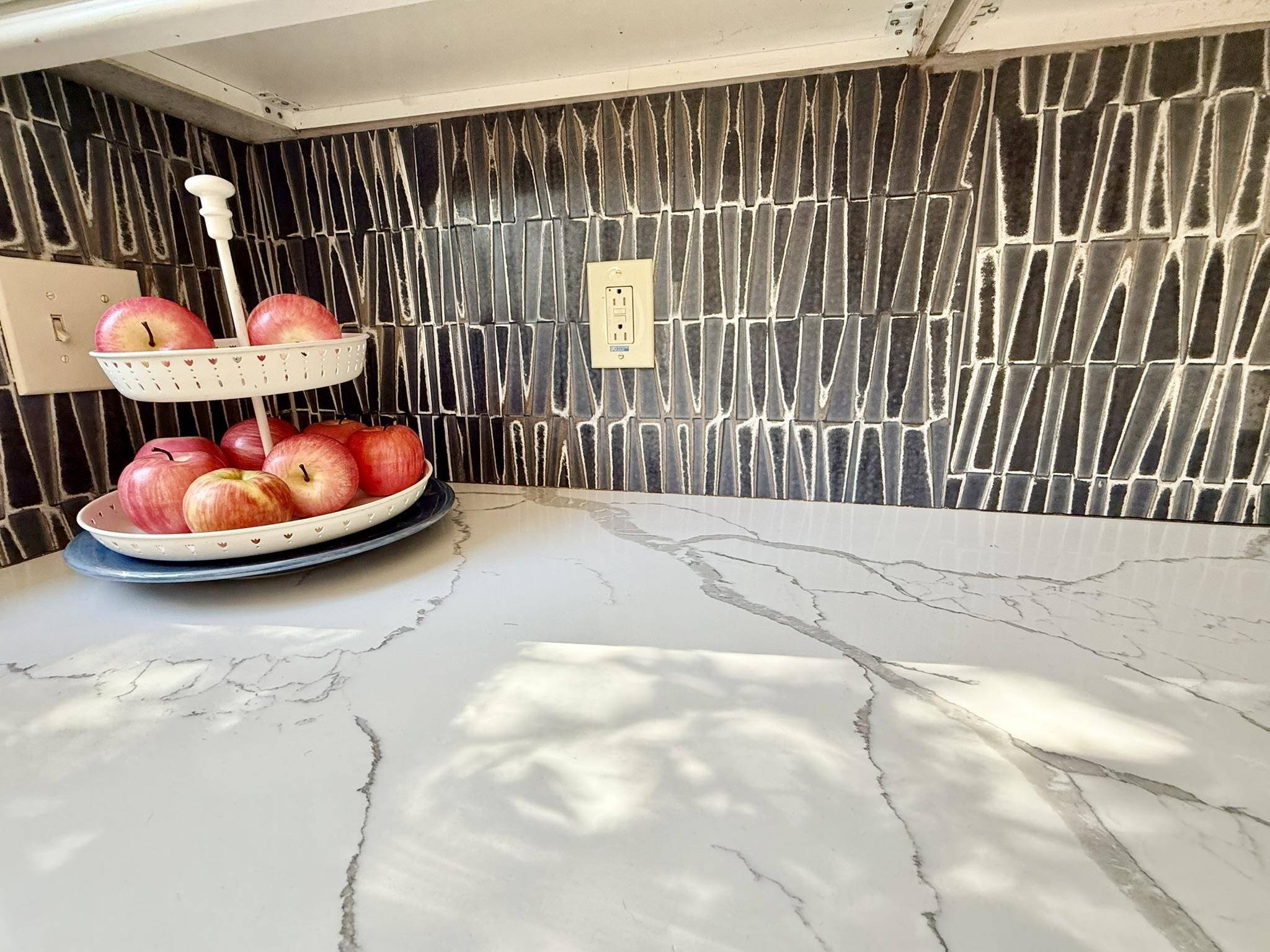 Rochester Hills, MI 48307,386 Dalton DR