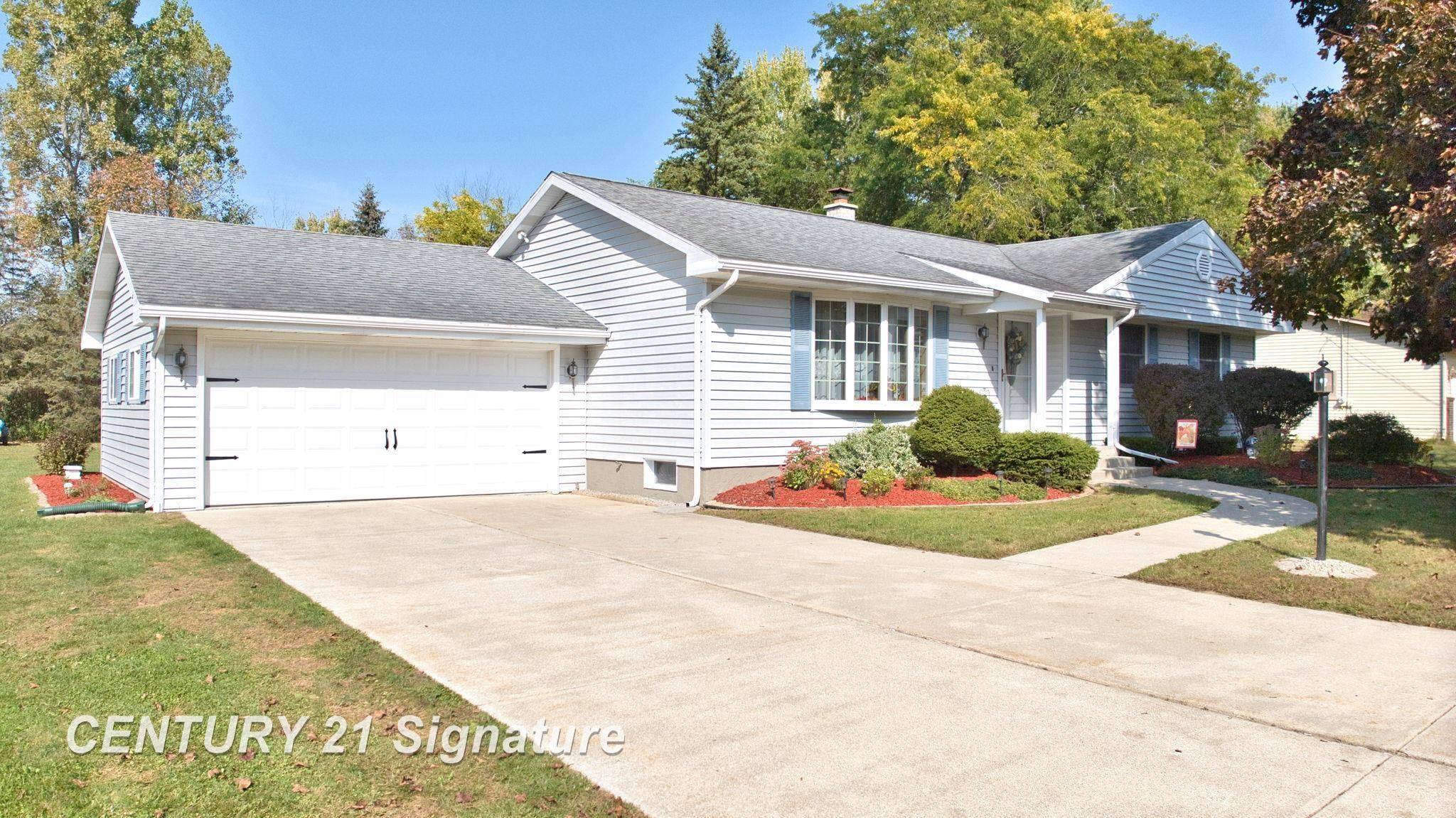 Clio, MI 48420,2430 Meadowbrook LN