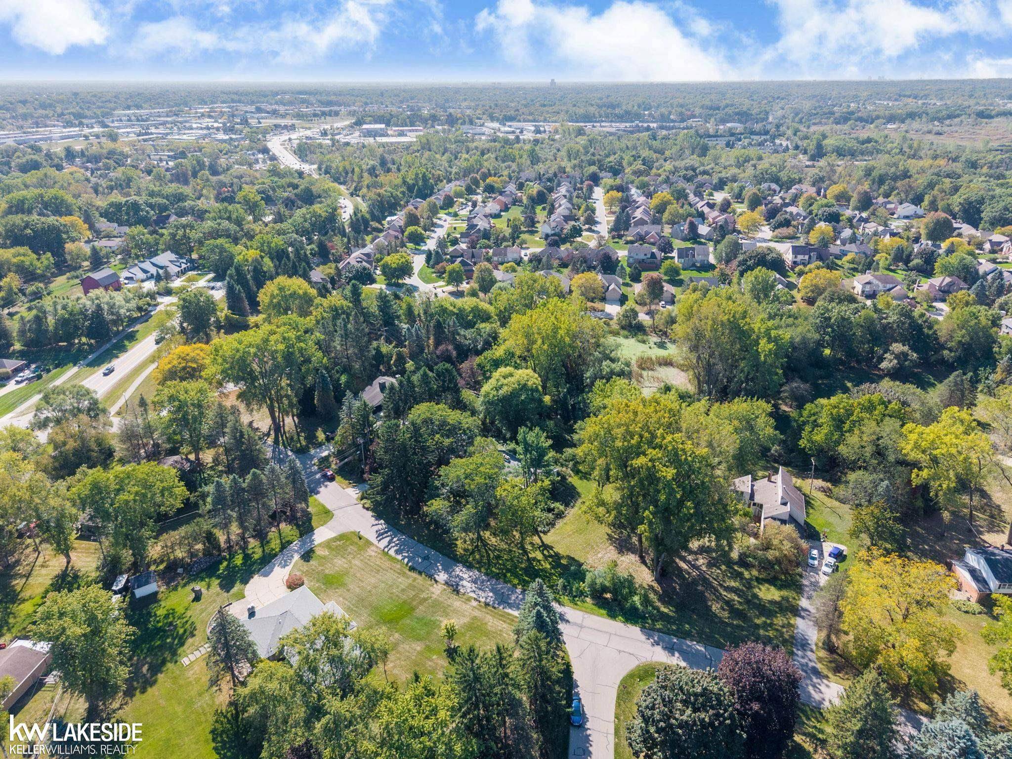 Rochester, MI 48309,1770 Christian Hills DR