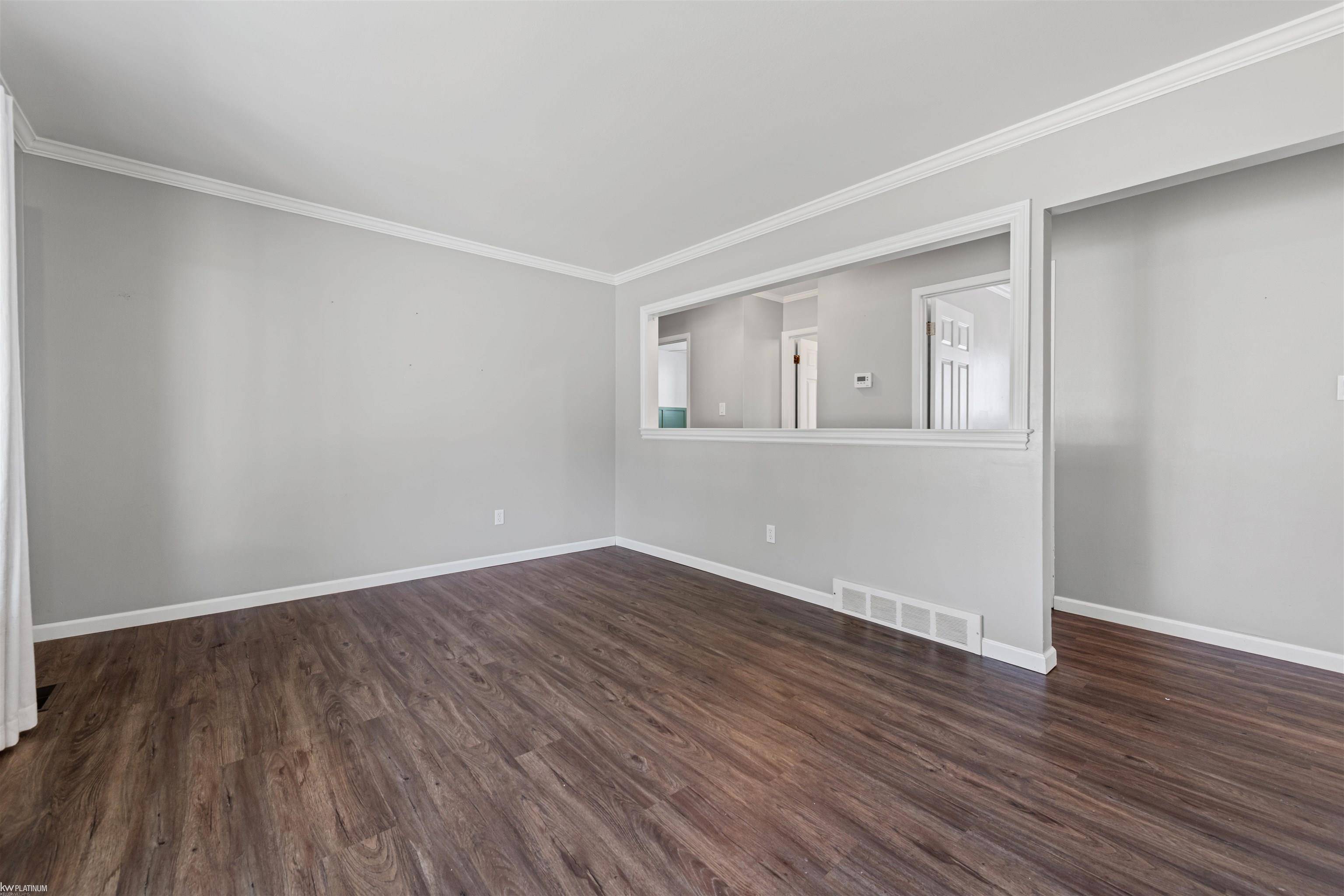 Sterling Heights, MI 48313,40453 Regency DR