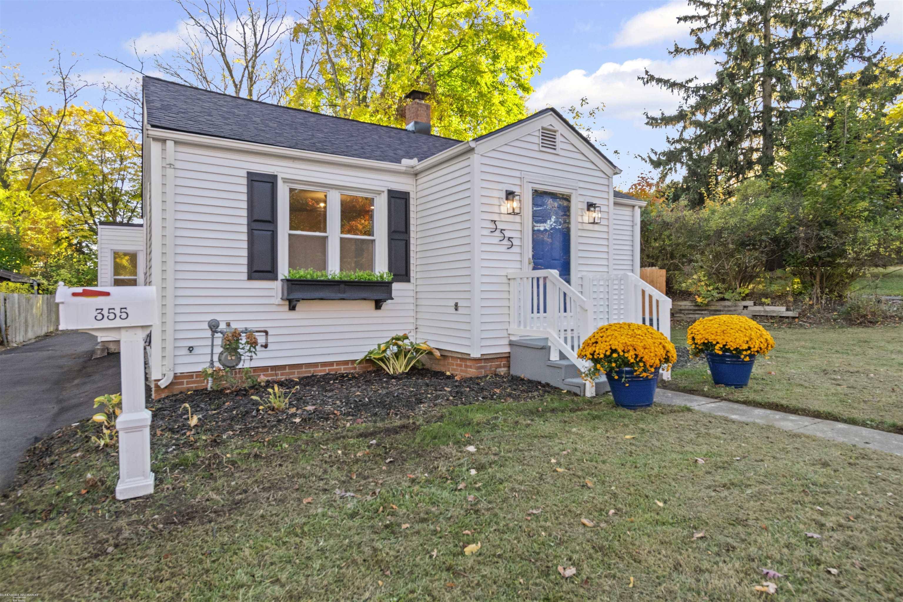 Romeo, MI 48065,355 W Saint Clair ST