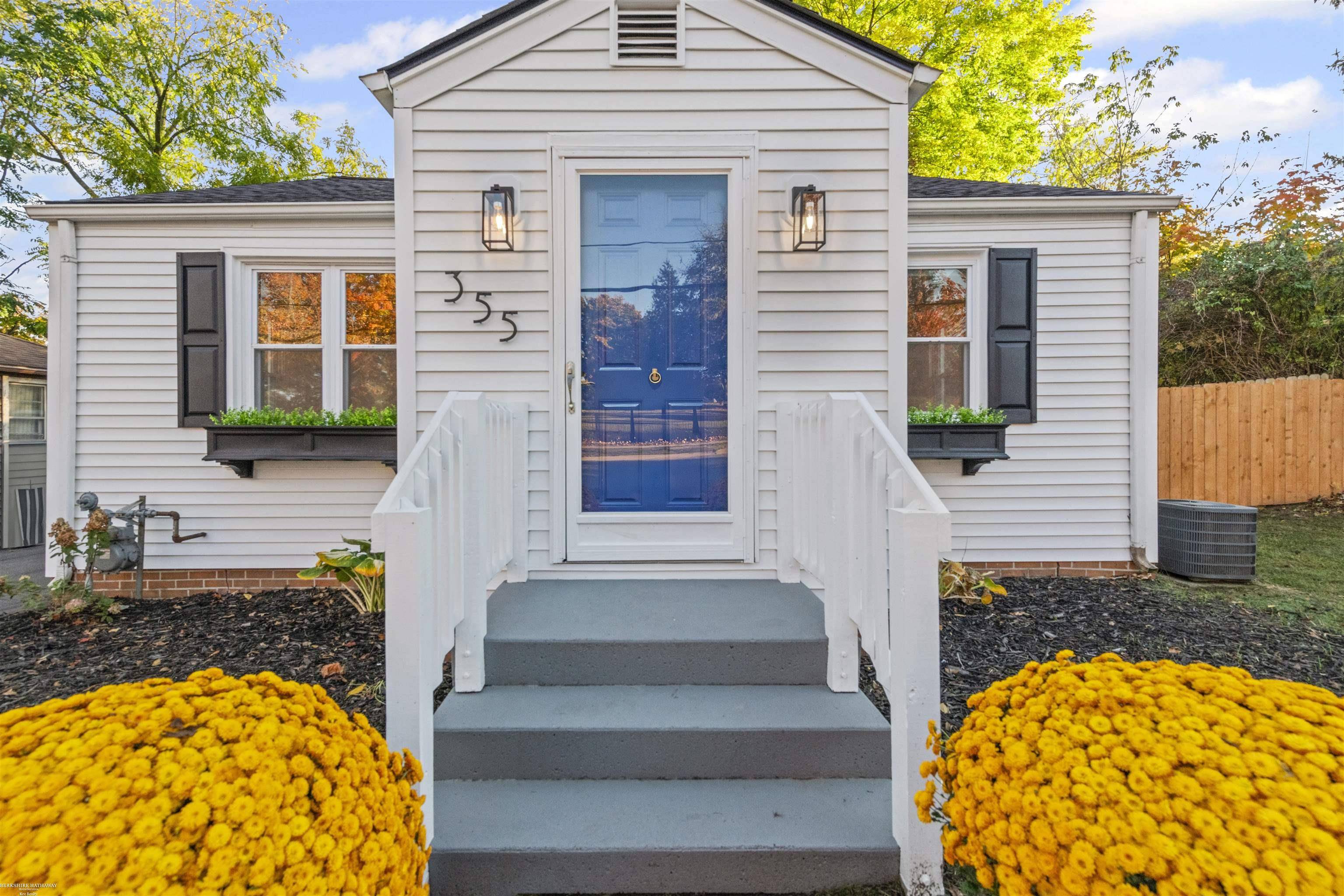 Romeo, MI 48065,355 W Saint Clair ST