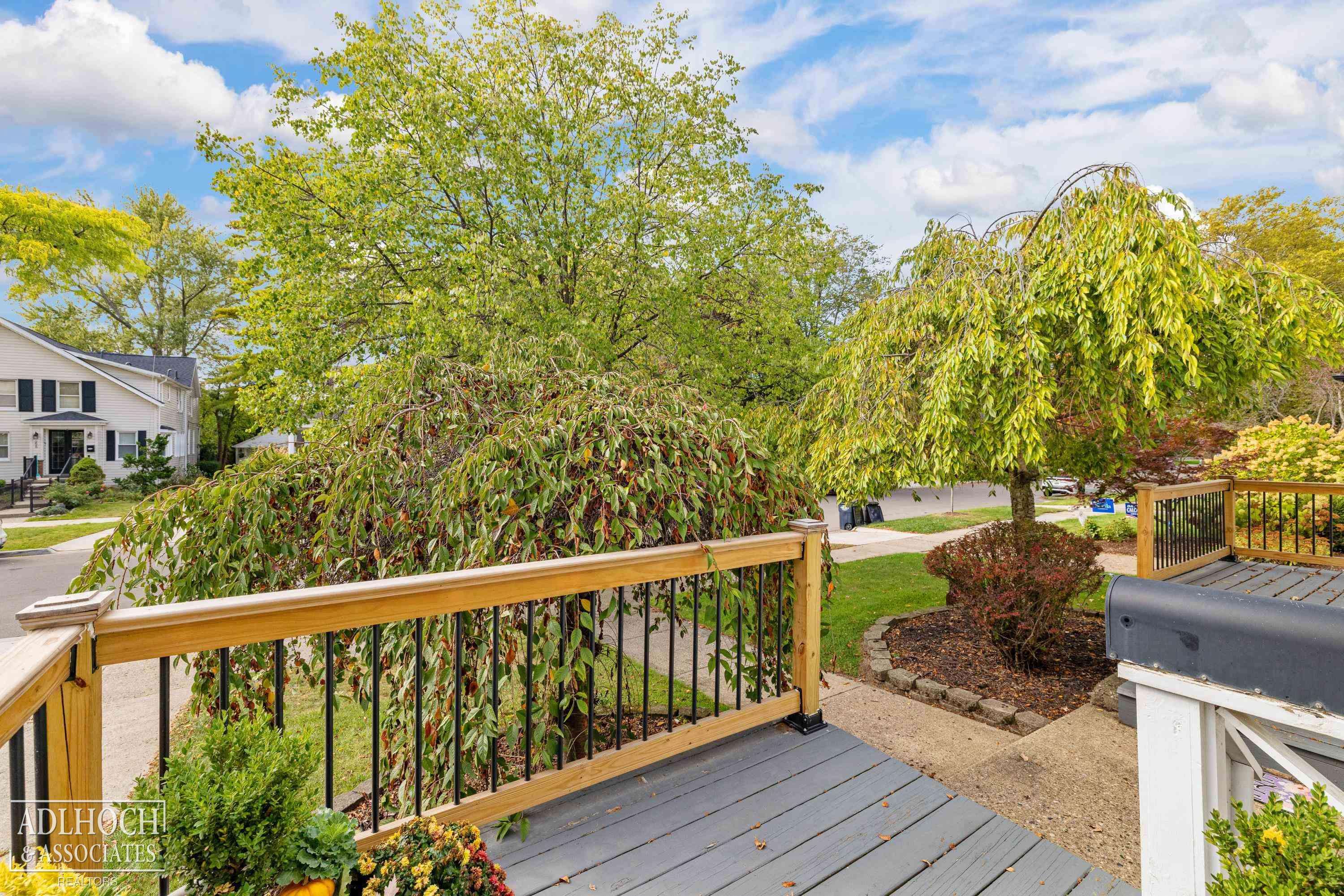 Grosse Pointe, MI 48230,296-298 Rivard BLVD