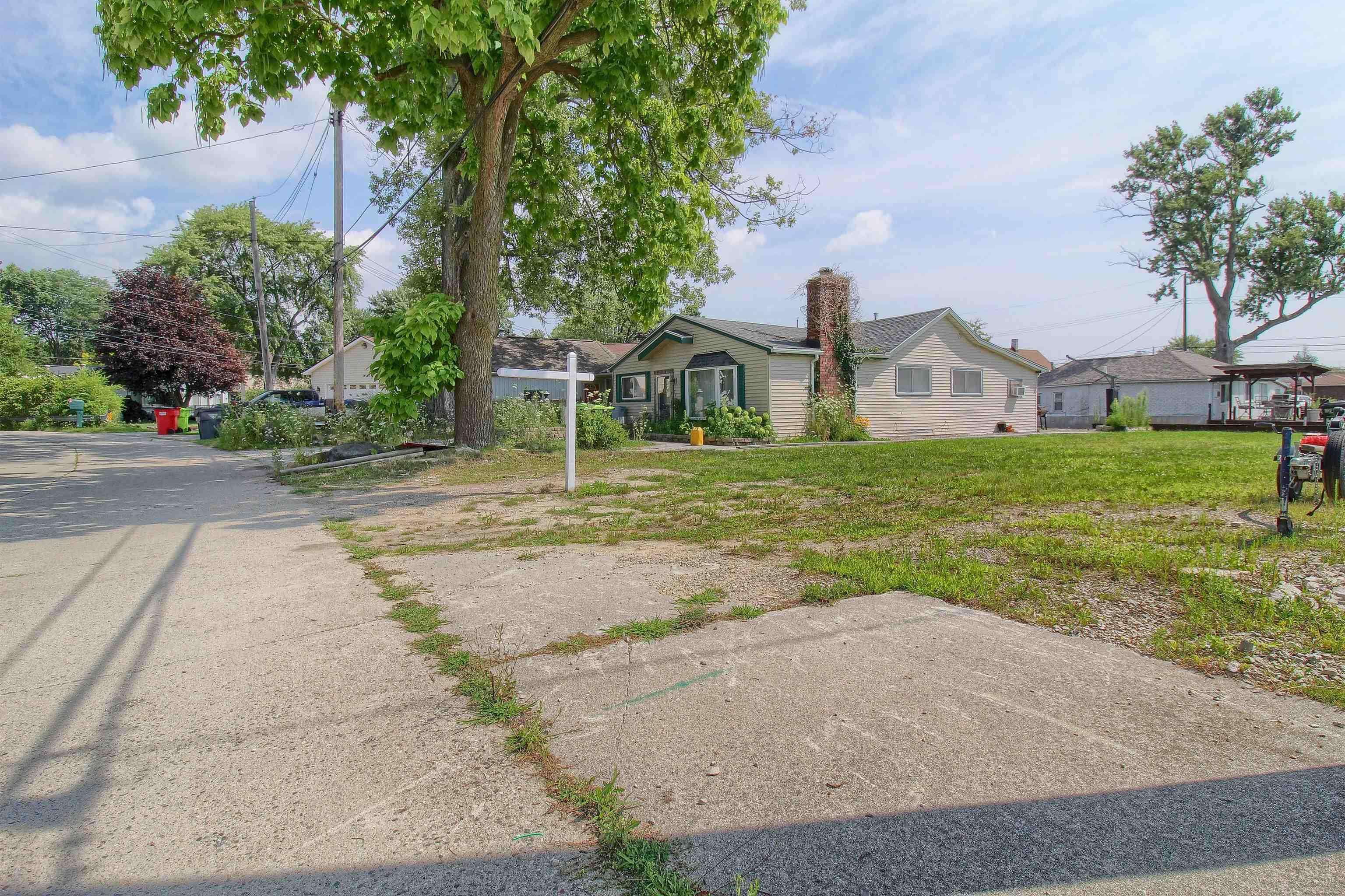 37924 Maplehill ST, Harrisonchartertownship_macomb, MI 48045