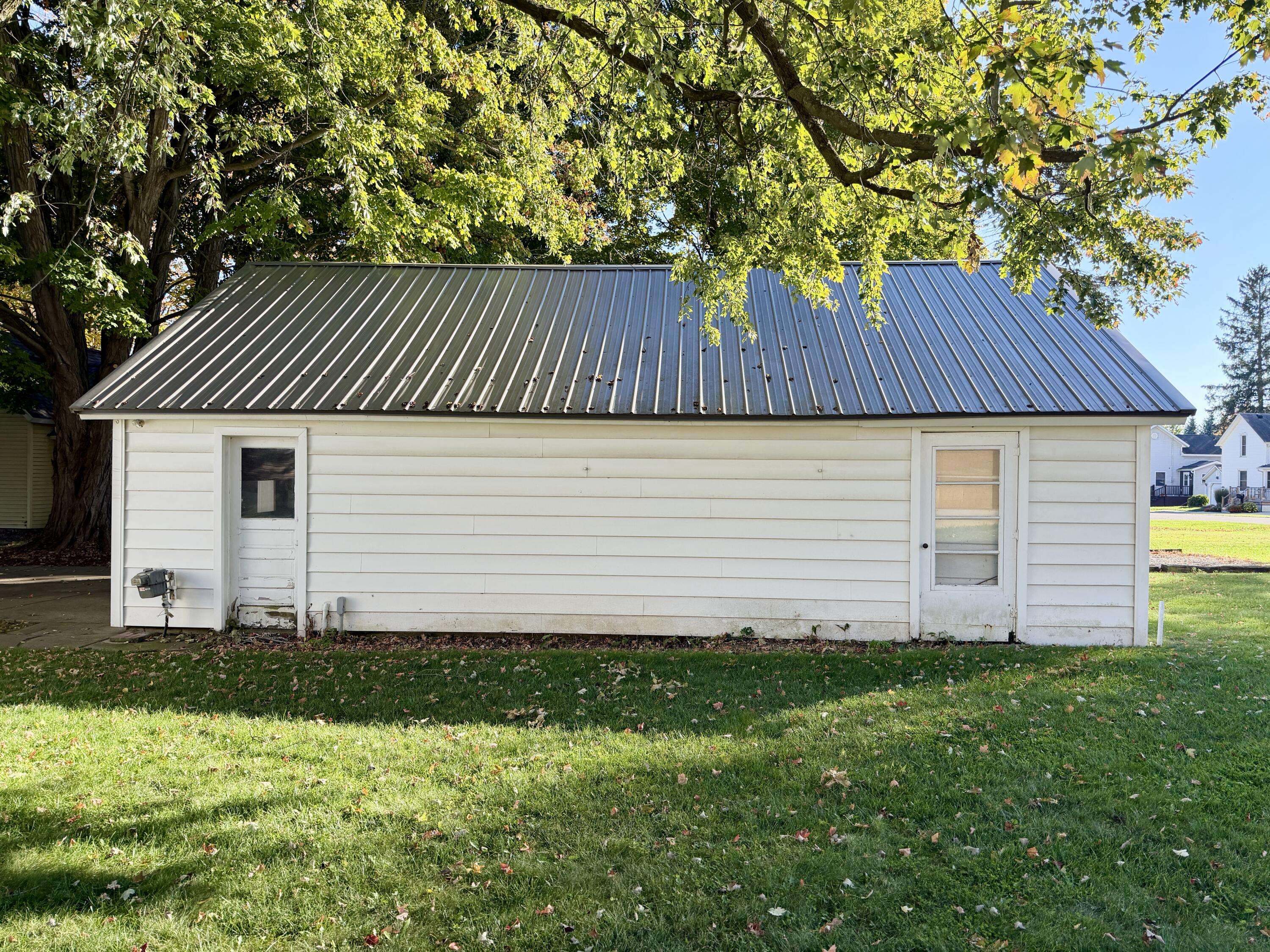 Lake Odessa, MI 48849,1025 Jordan Lake AVE