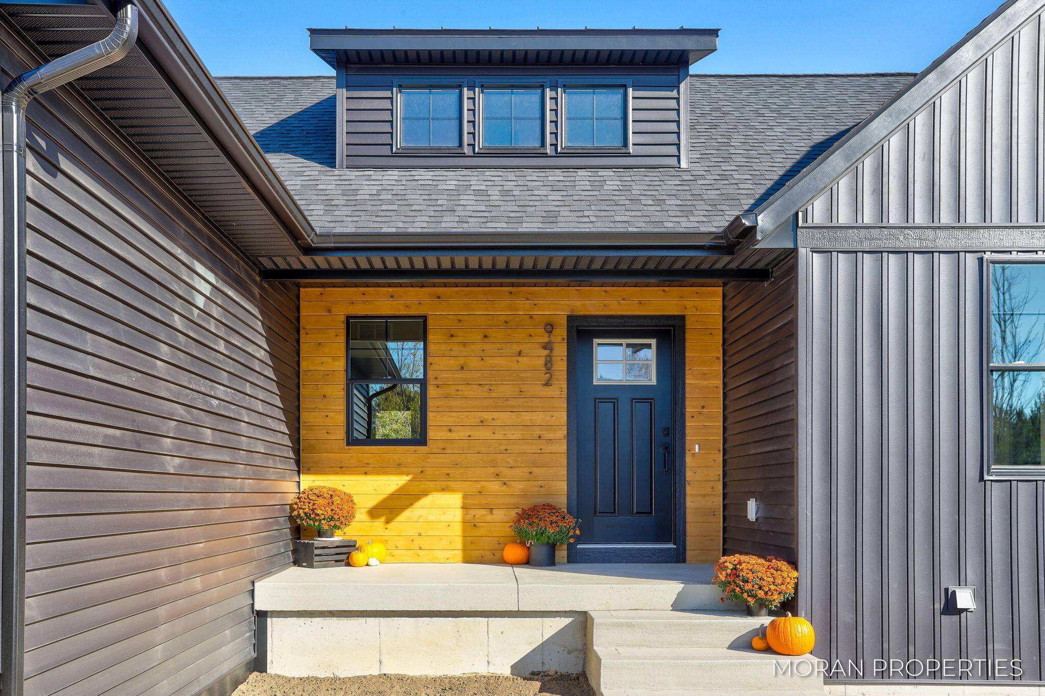 West Olive, MI 49460,9482 Bluebell CT