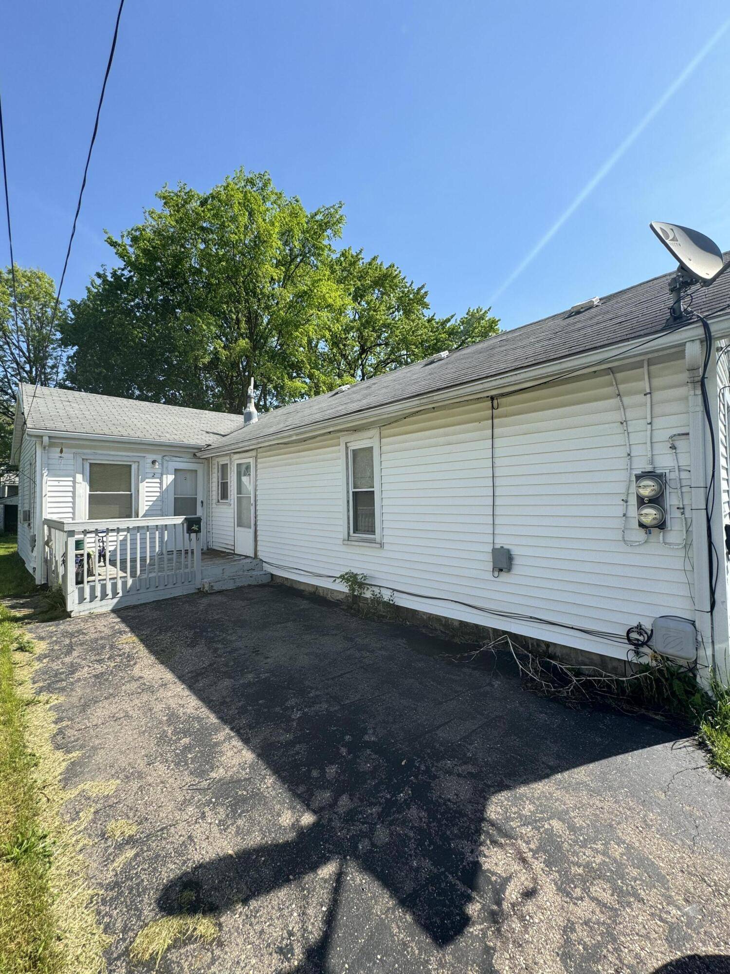 Flint, MI 48507,822 Campbell ST