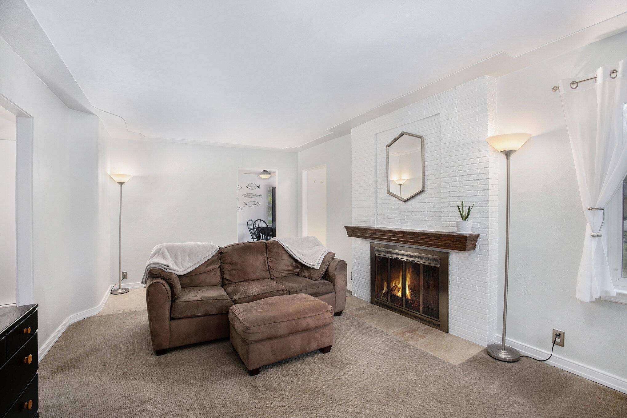 Norton Shores, MI 49441,3494 Seneca DR